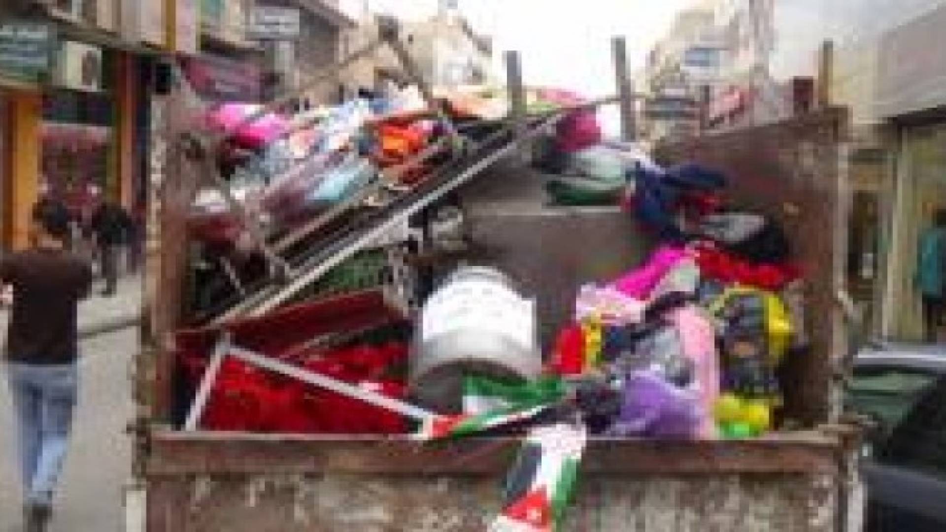 محافظ الزرقاء : الحملة الامنية على البسطات مستمرة ولن تتوقف .. صور