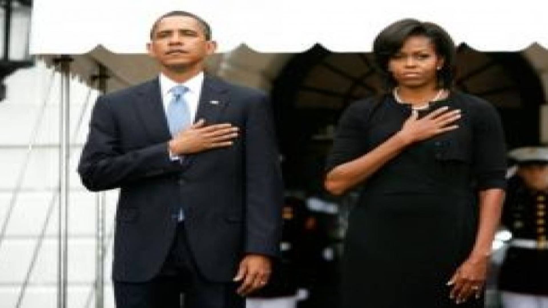 دخل أوباما وزوجته مستمر بالتراجع