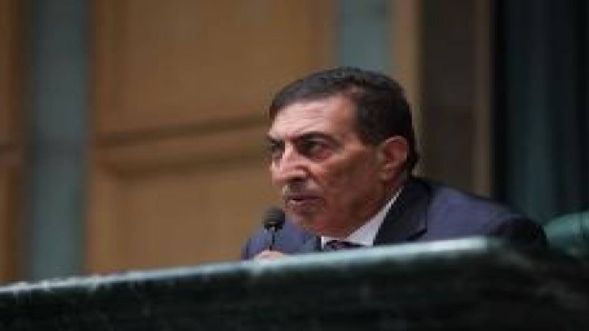 الطراونة للنواب: أنا مش بواب
