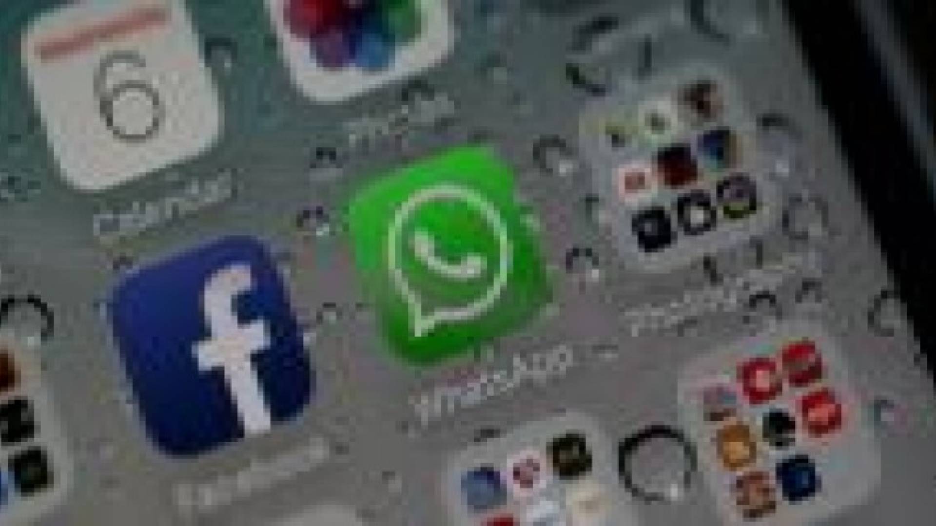 لهذه الأسباب تتسابق الشركات على تشفير المحادثات.. لكن هل تضمن خصوصية المستخدم؟