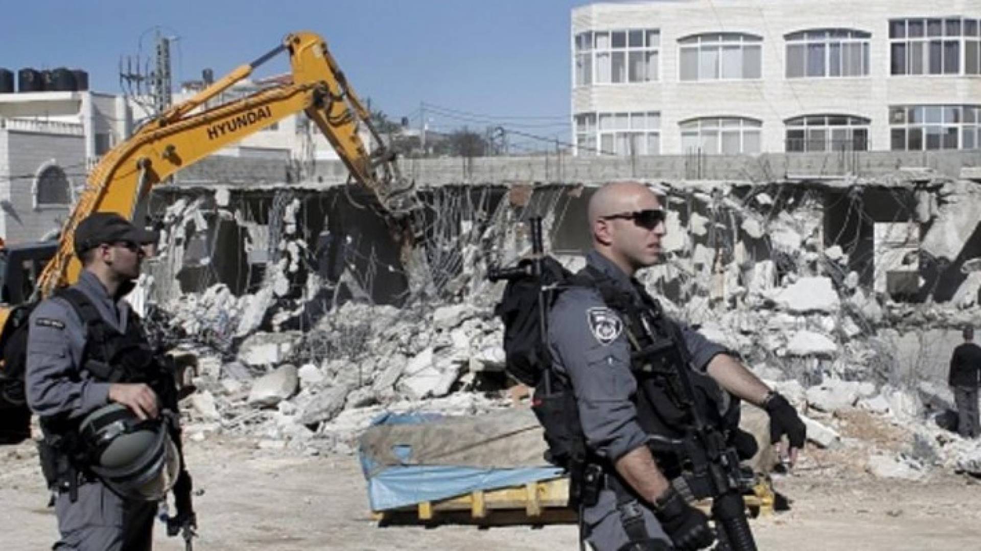 مواجهات بالقدس بعد هدم منزل فلسطيني
