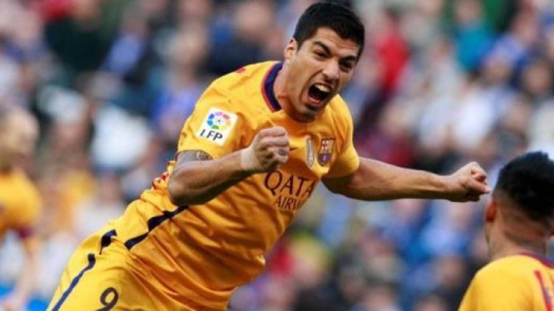 سواريز يعادل البرازيلي رونالدو مع برشلونة