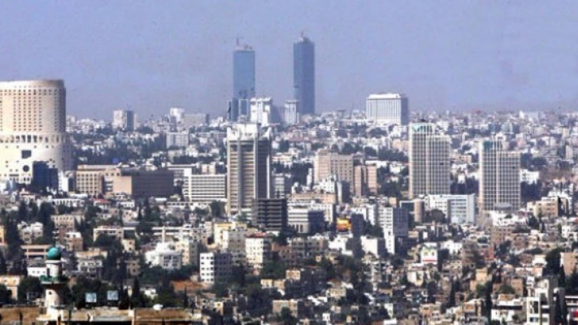 أجواء حارة يوم الخميس في عموم المناطق مع ظهور بعض السحب المتفرقة