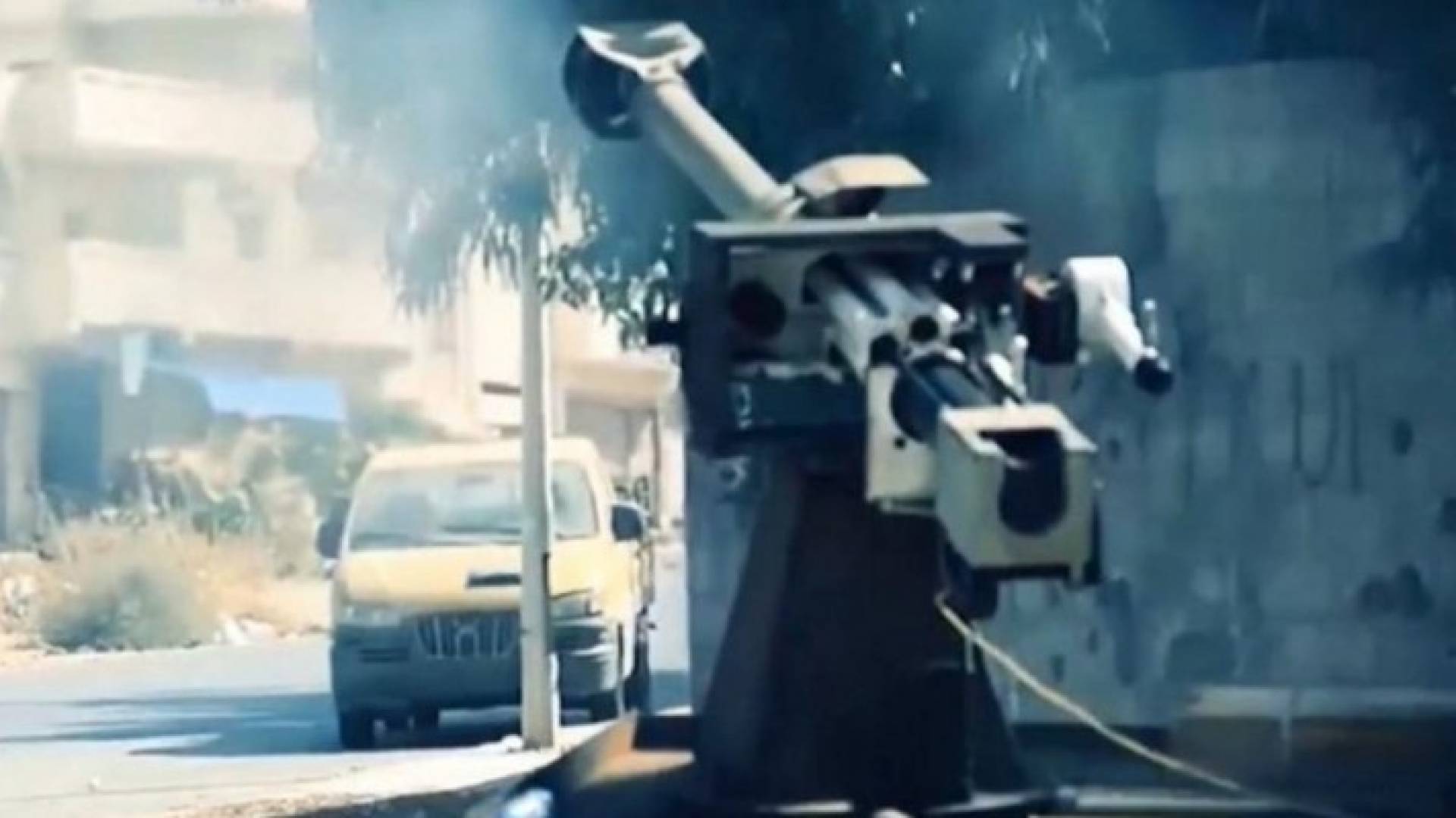  مسلحو داعش انسحبوا من العديد من المناطق التي سيطروا عليها في درنة