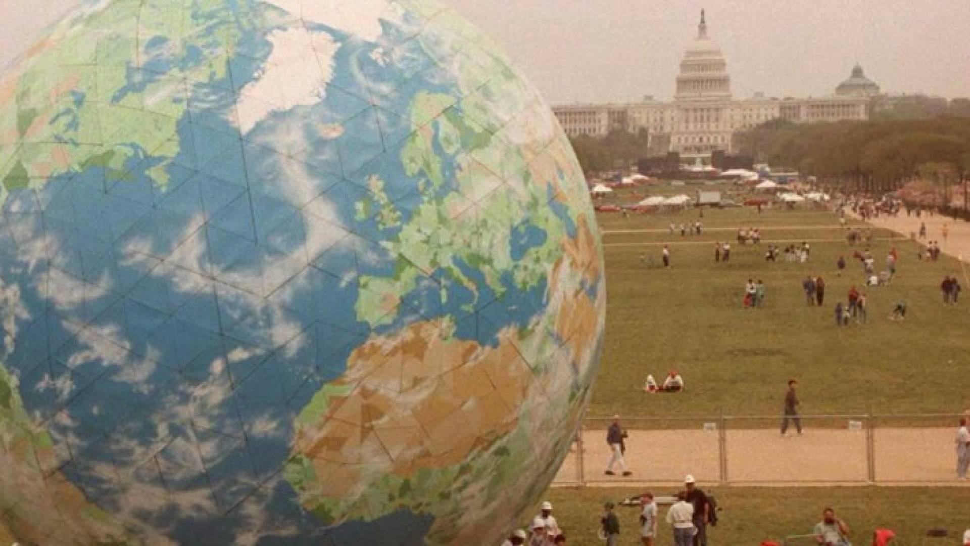10 معلومات مثيرة قد لا تعرفها عن يوم الأرض