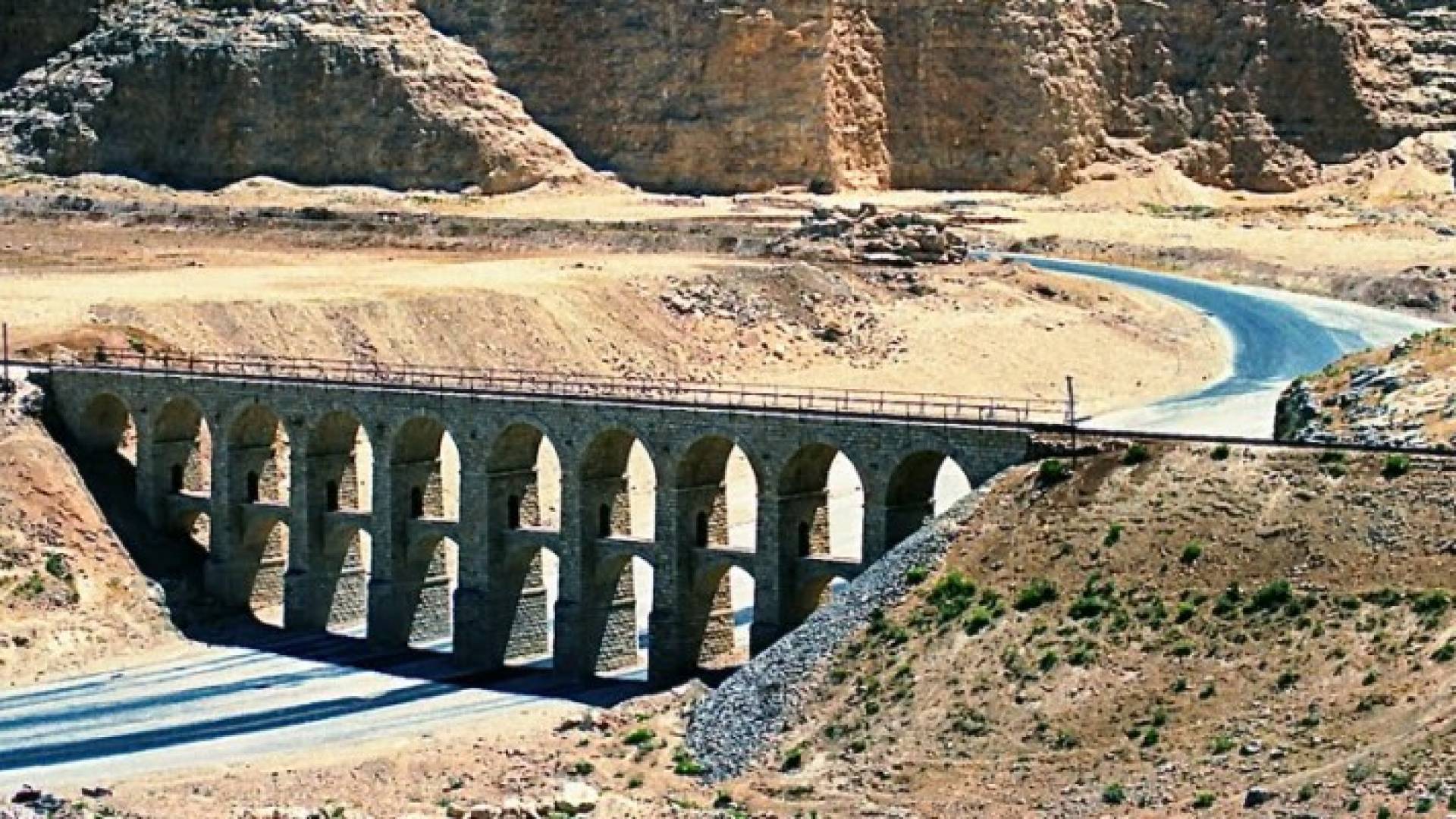 القويسمة: وفاة خمسيني سقط عن "الجسور العشرة"