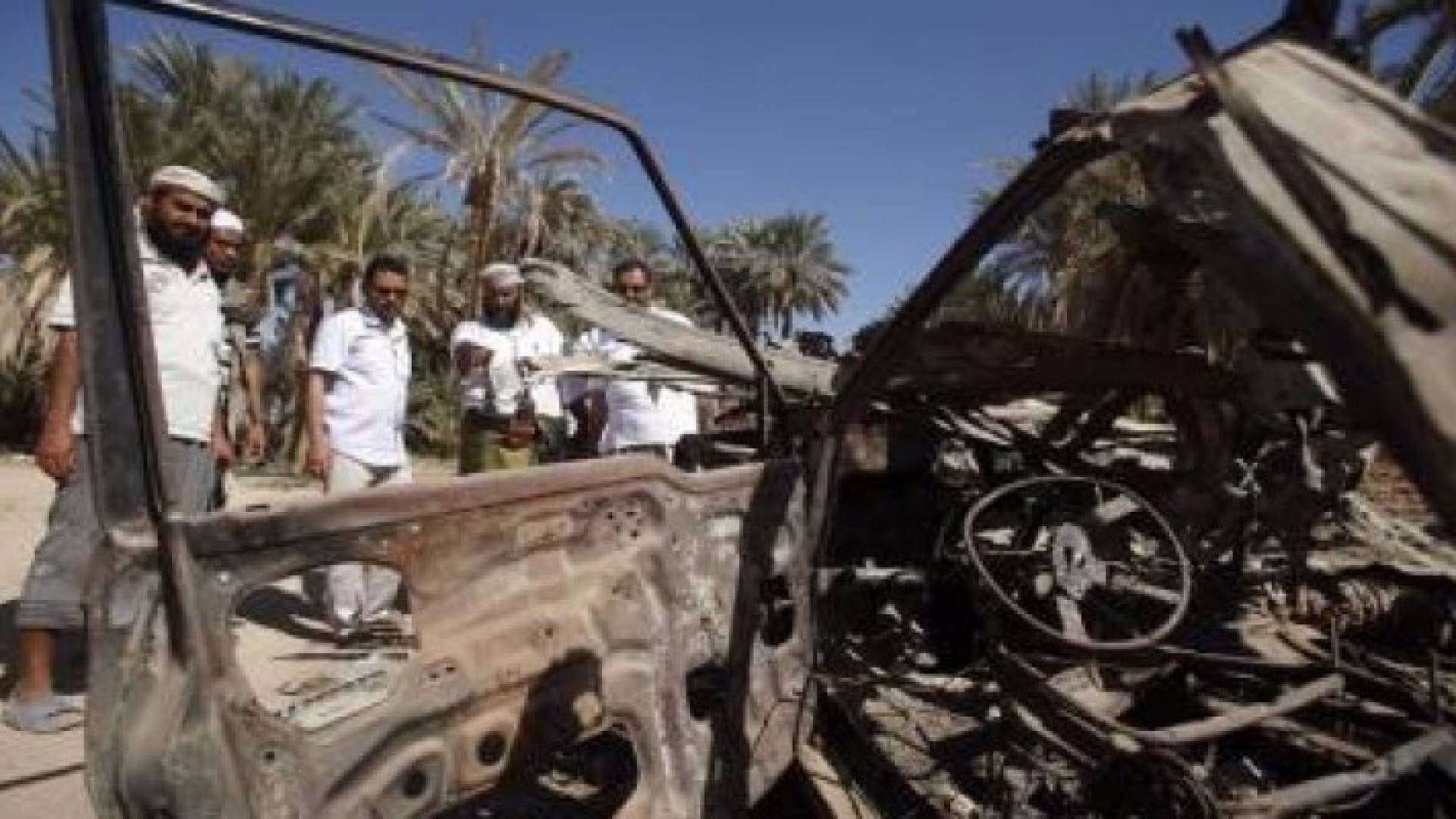 مقتل رجلين يشتبه بأنهما من القاعدة بغارة جوية في اليمن
