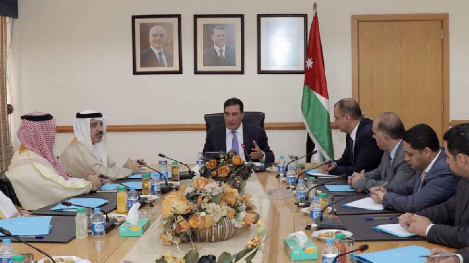 الطراونة: مستعدون لتقديم خبراتنا النيابية للبحرين