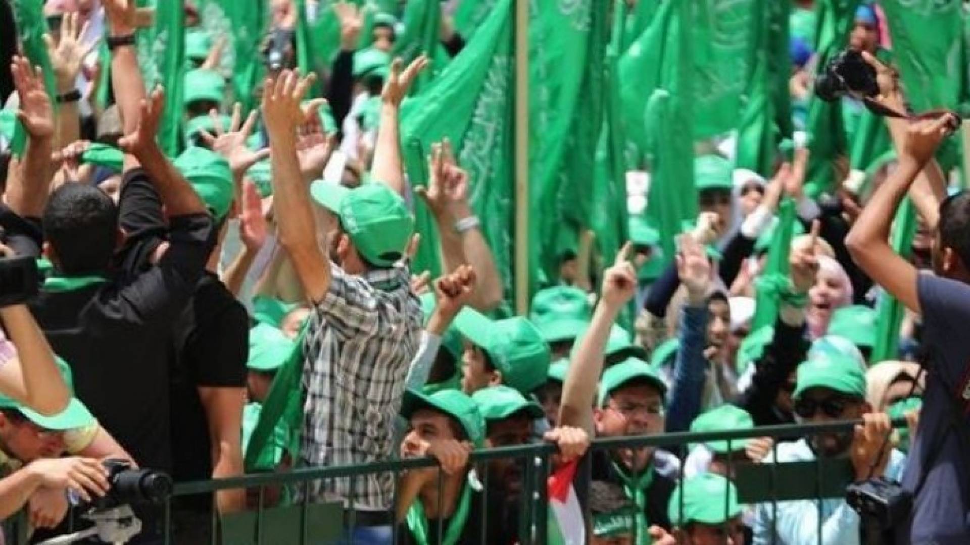 تحليل: فوز طلبة "حماس" يتعدى أسوار جامعة "بيرزيت"