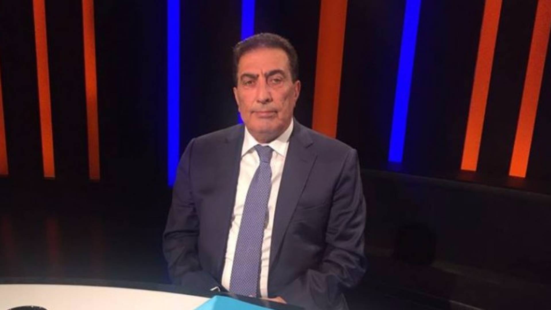 الطراونة لرؤيا: الإئتلاف النيابي ما زال داعما لحكومة عبدالله النسور