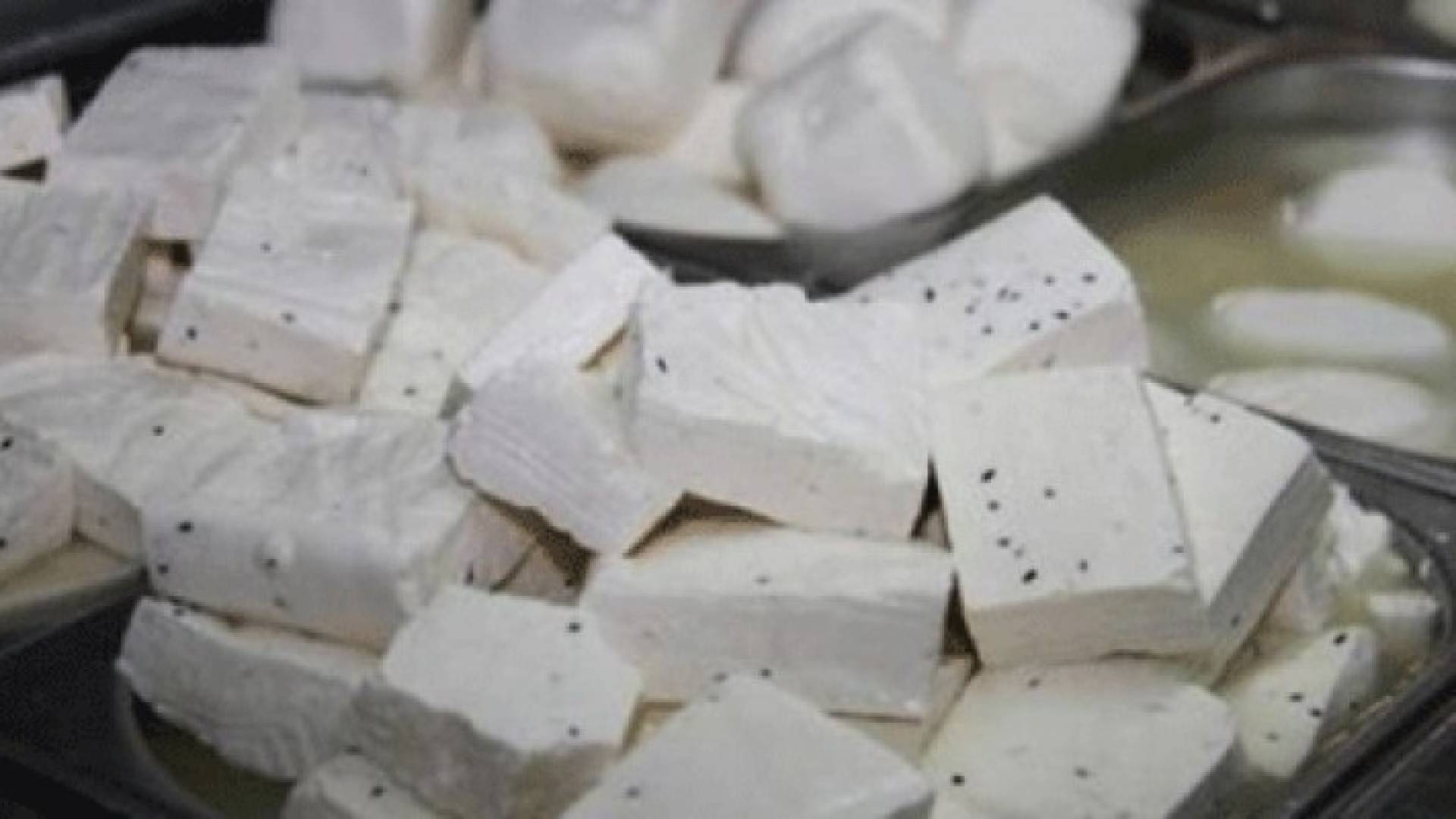 اتلاف مواد غذائية فاسدة