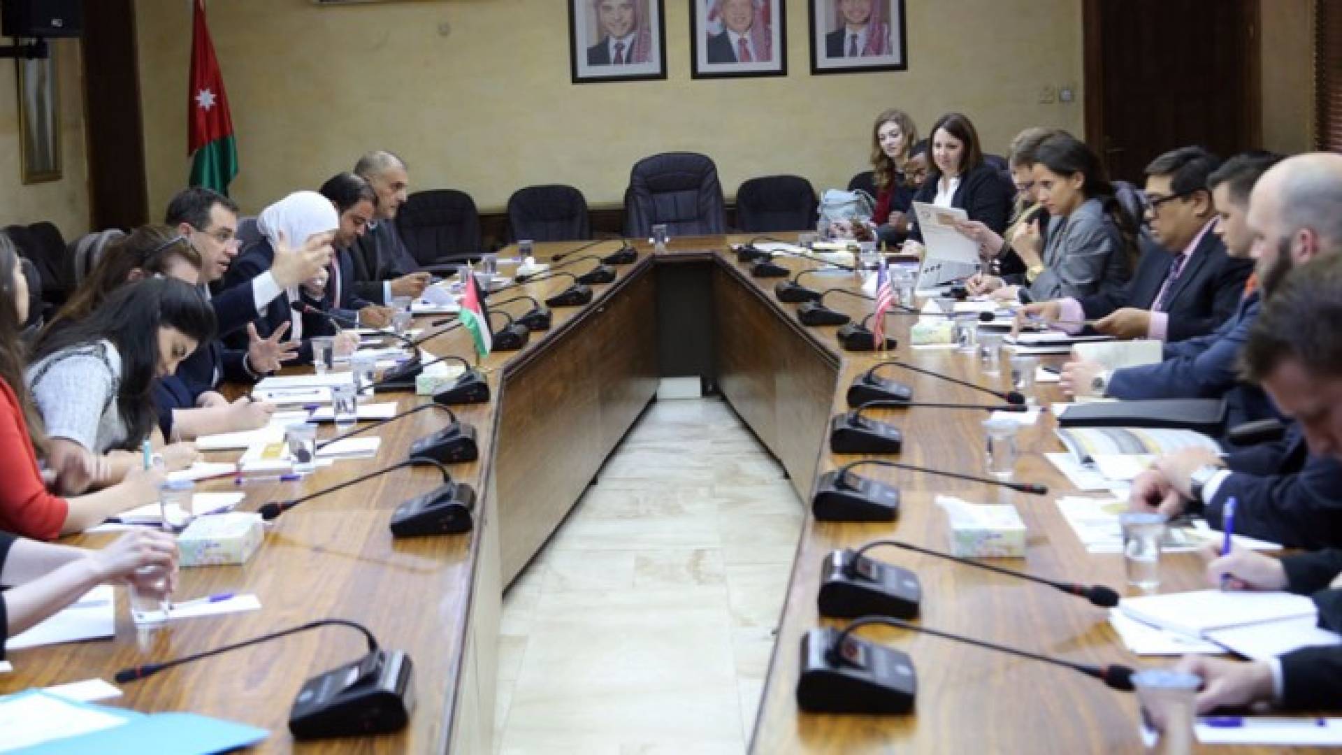 فاخوري يبحث ملف المساعدات الأمريكية أمام وفد من الكونغرس