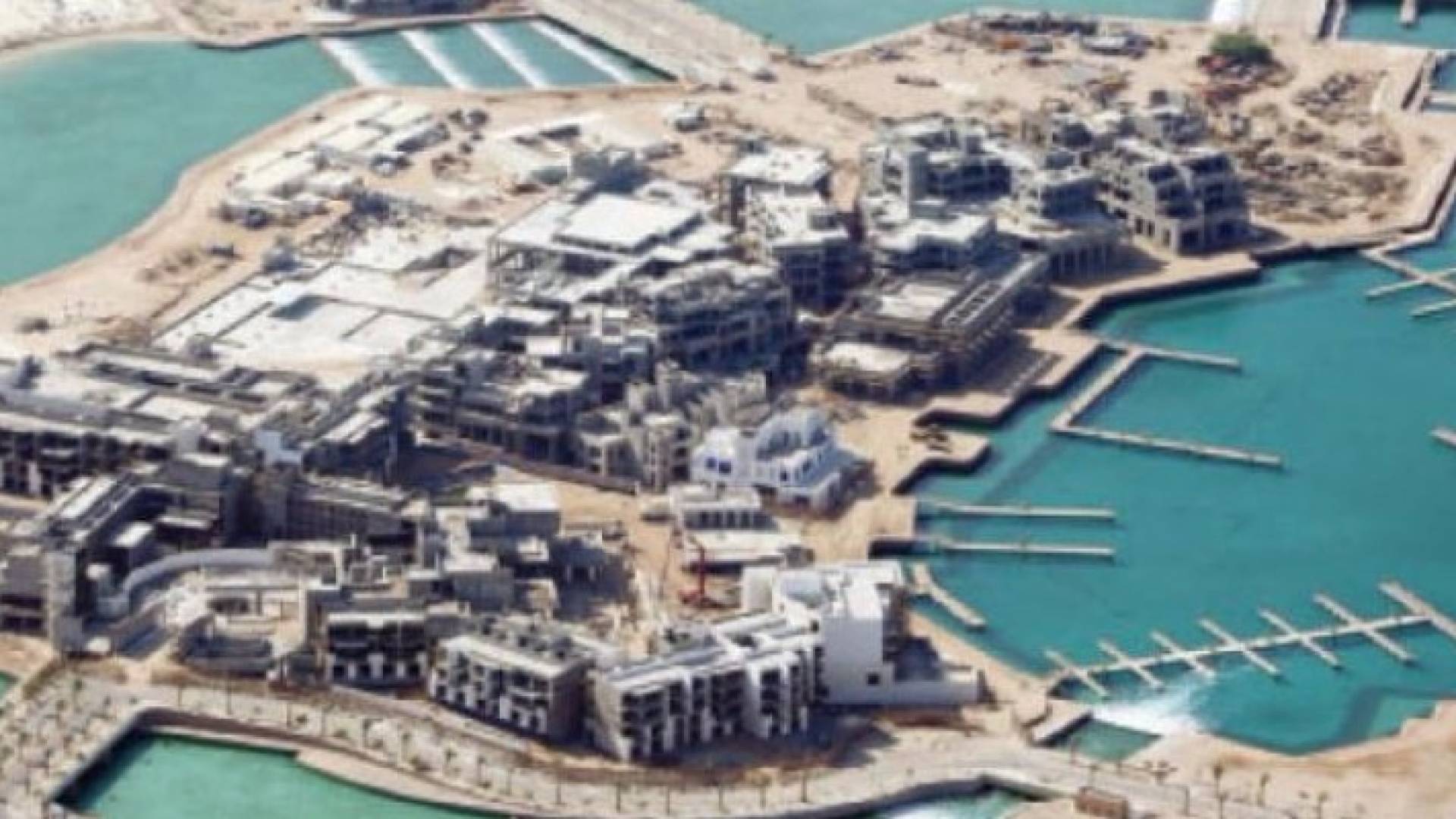 اتفاقية لربط مشاريع واحة ايلة في العقبة بالطاقة المتجددة