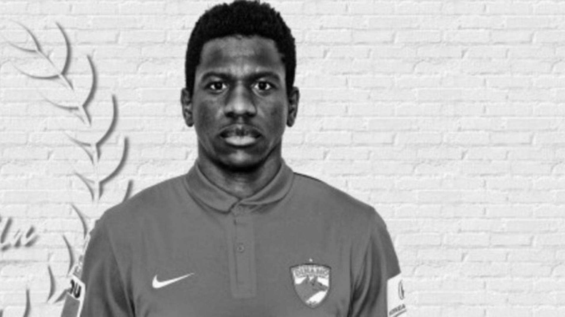 وفاة اللاعب الكاميروني باتريك إيكينغ في الملعب