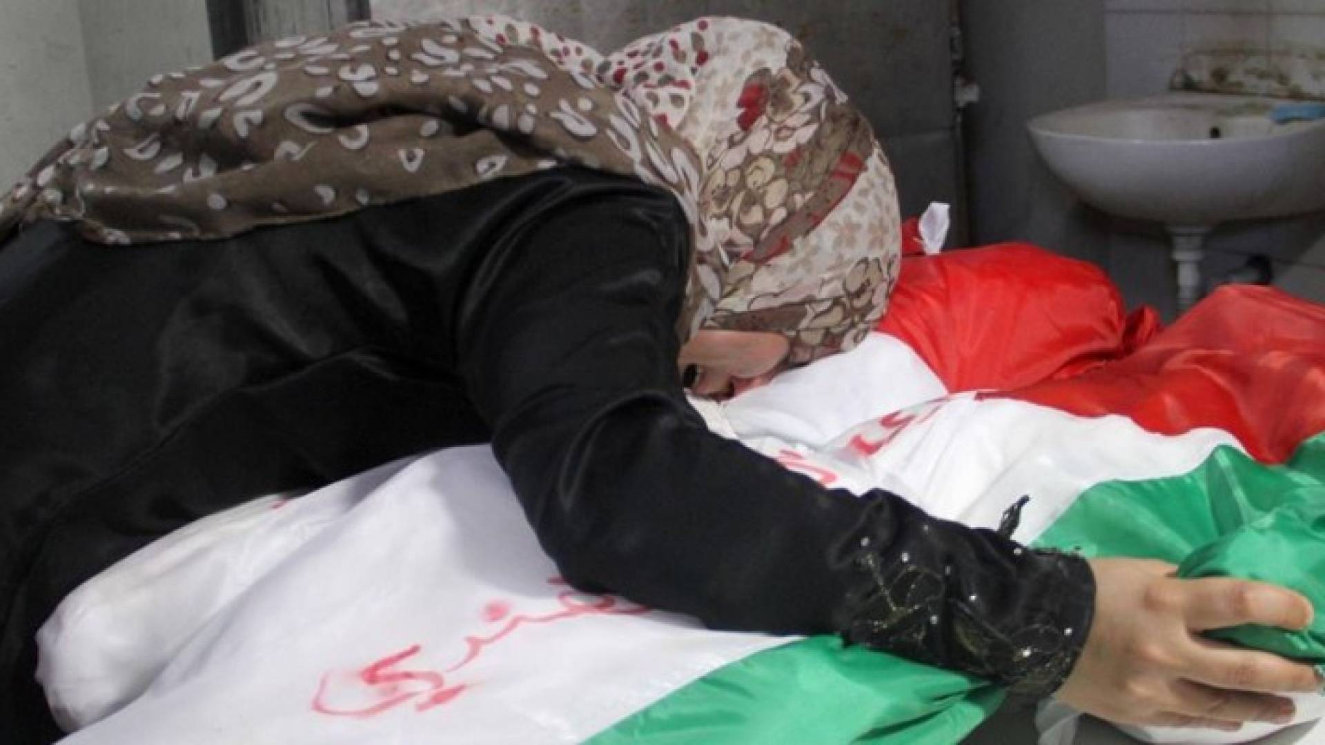 غزة: تشييع 3 أطفال أشقاء قضوا بحريق منزل