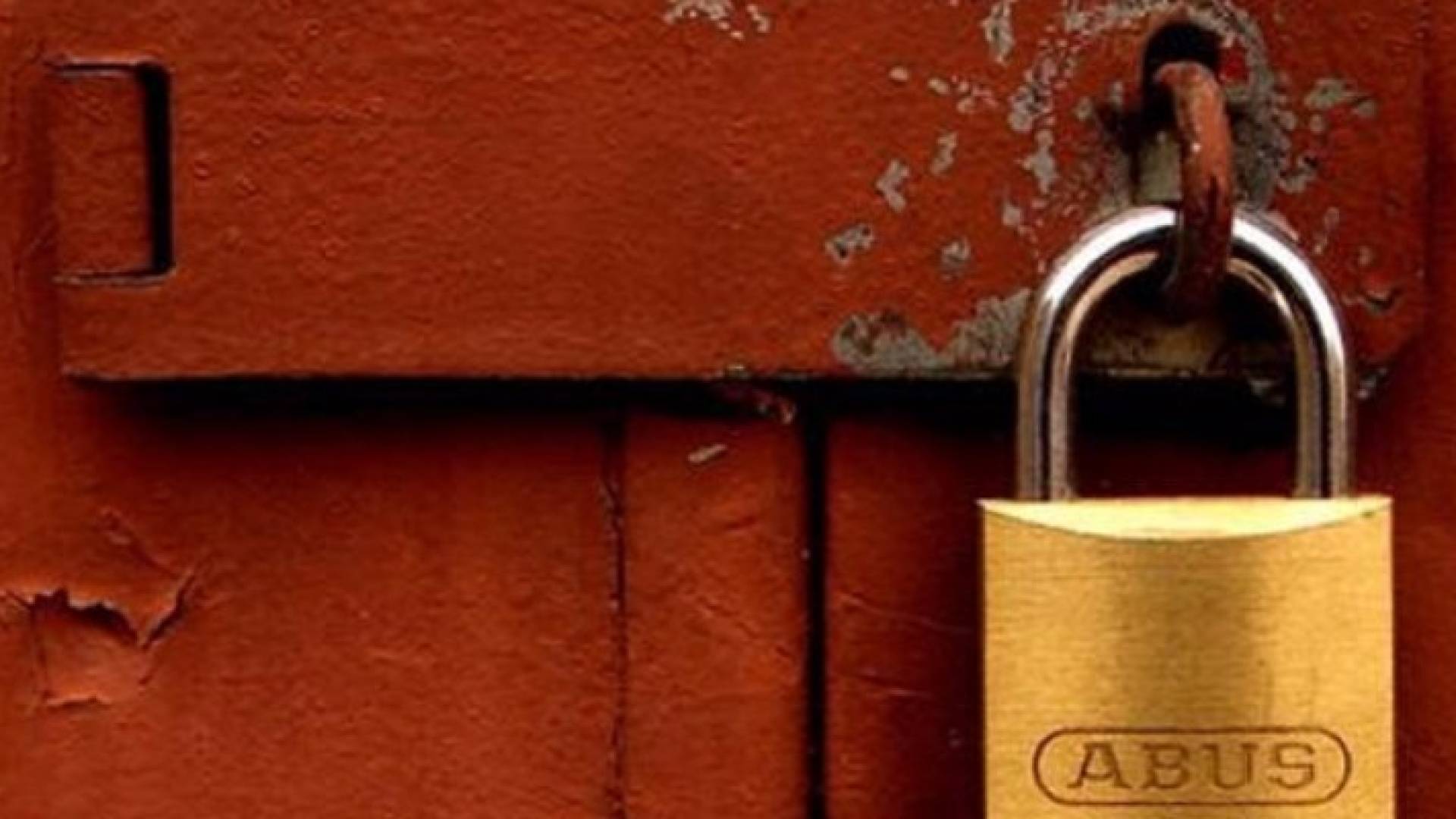 إغلاق مطعمين في إربد