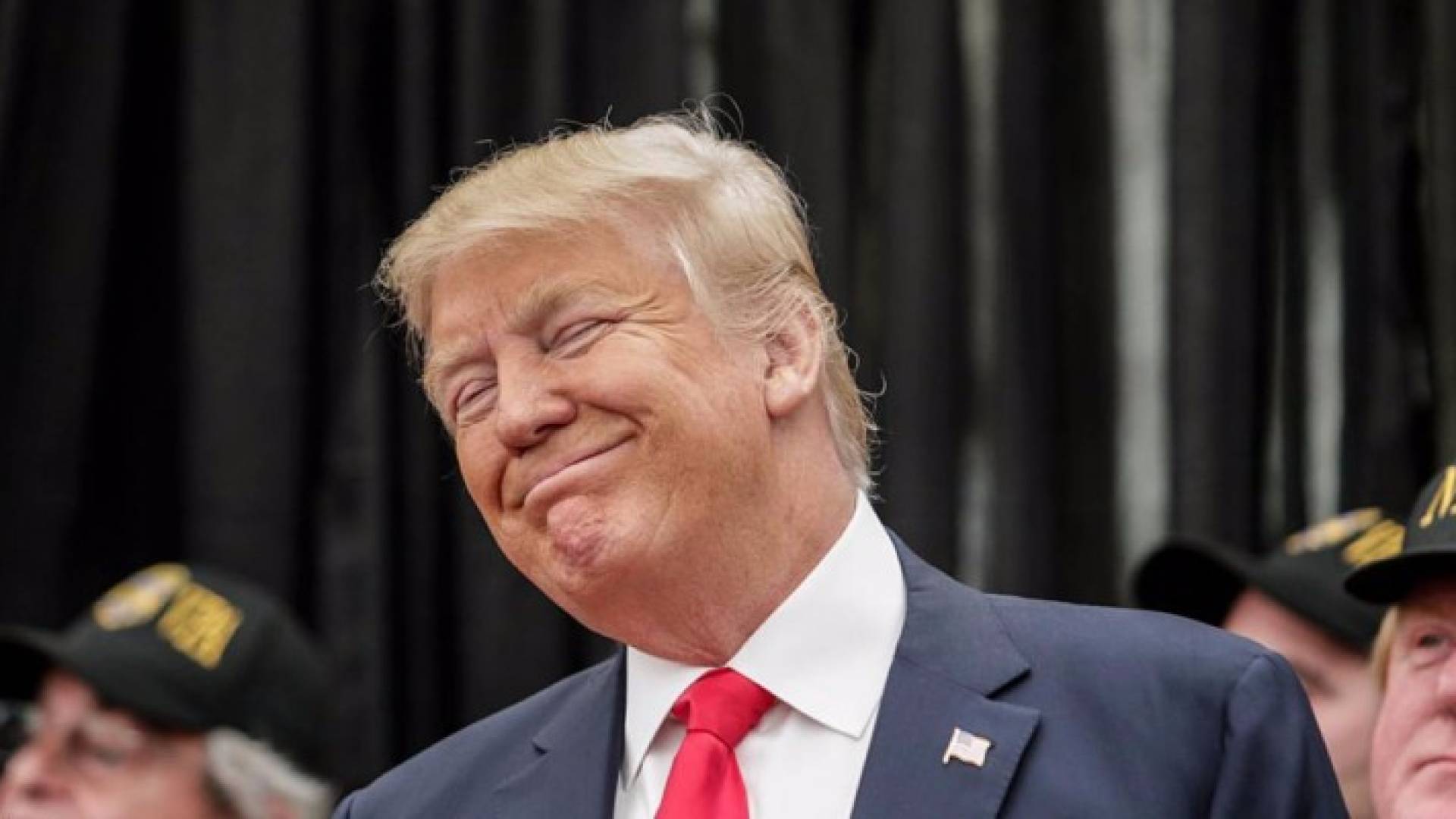 ترامب يعول على "ملايين الأصوات من الديمقراطيين"