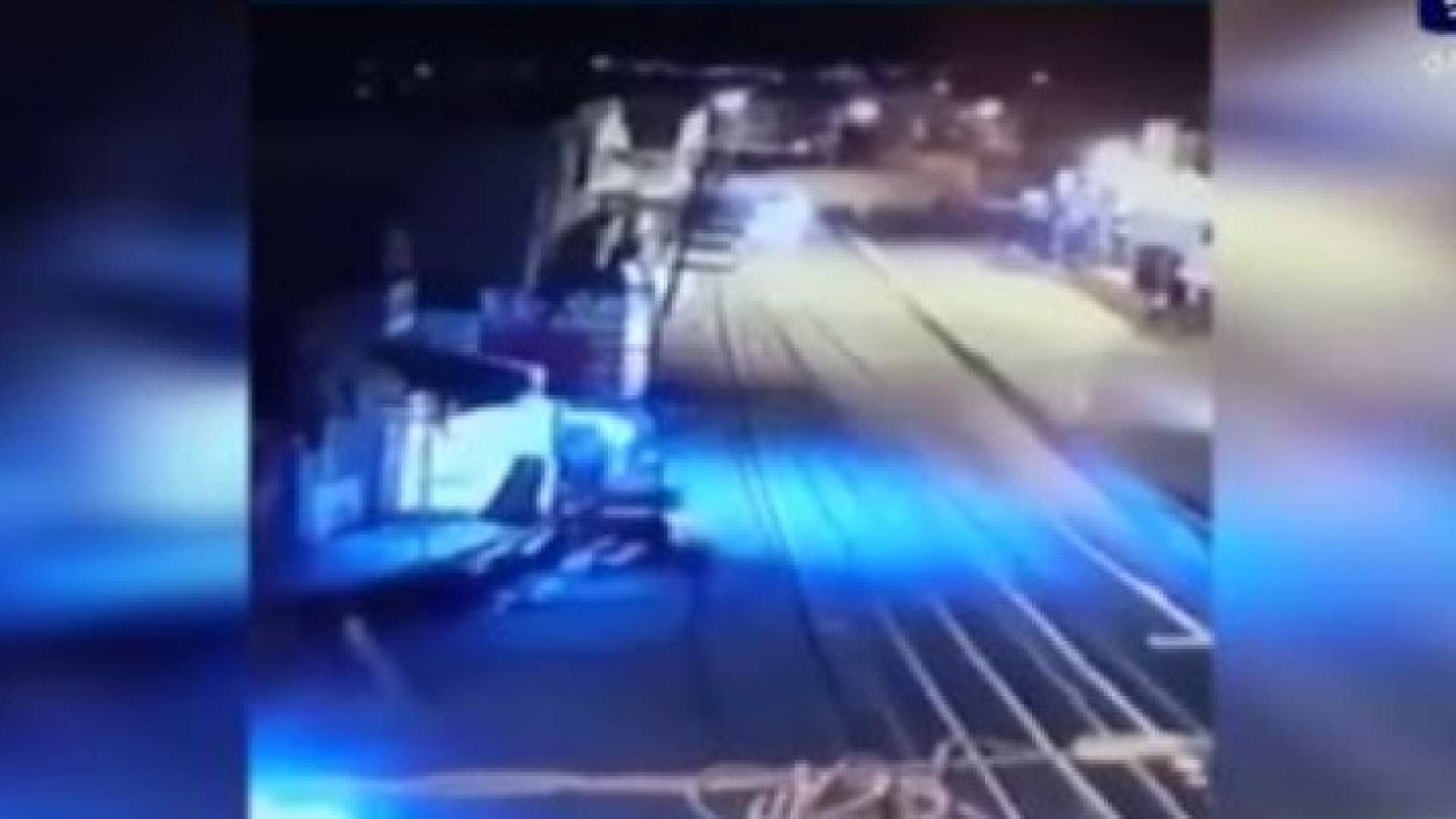 فيديو يظهر اللحظات الأولى لانفجار مطعم في الشونة الشمالية