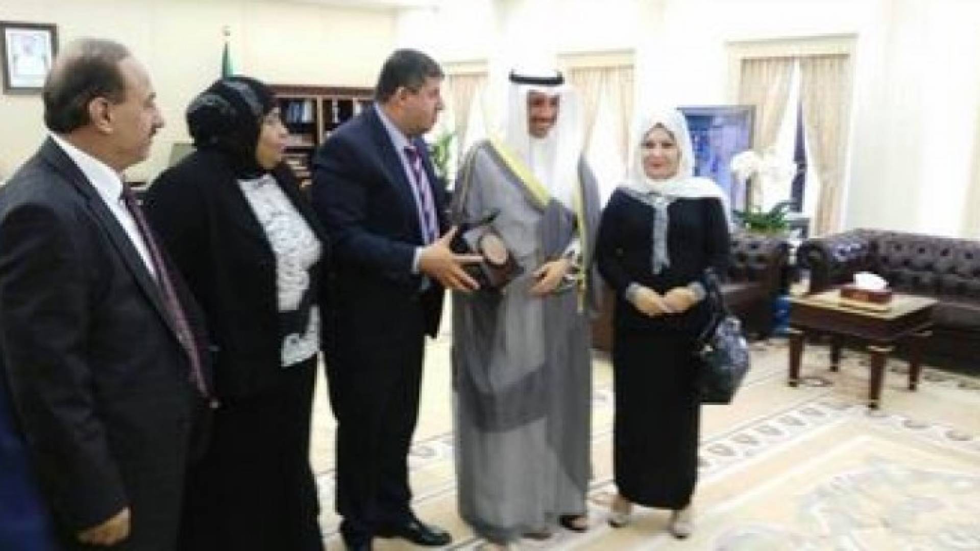 السعود يثمن مواقف دولة الكويت الشقيقة ازاء القضايا العربية