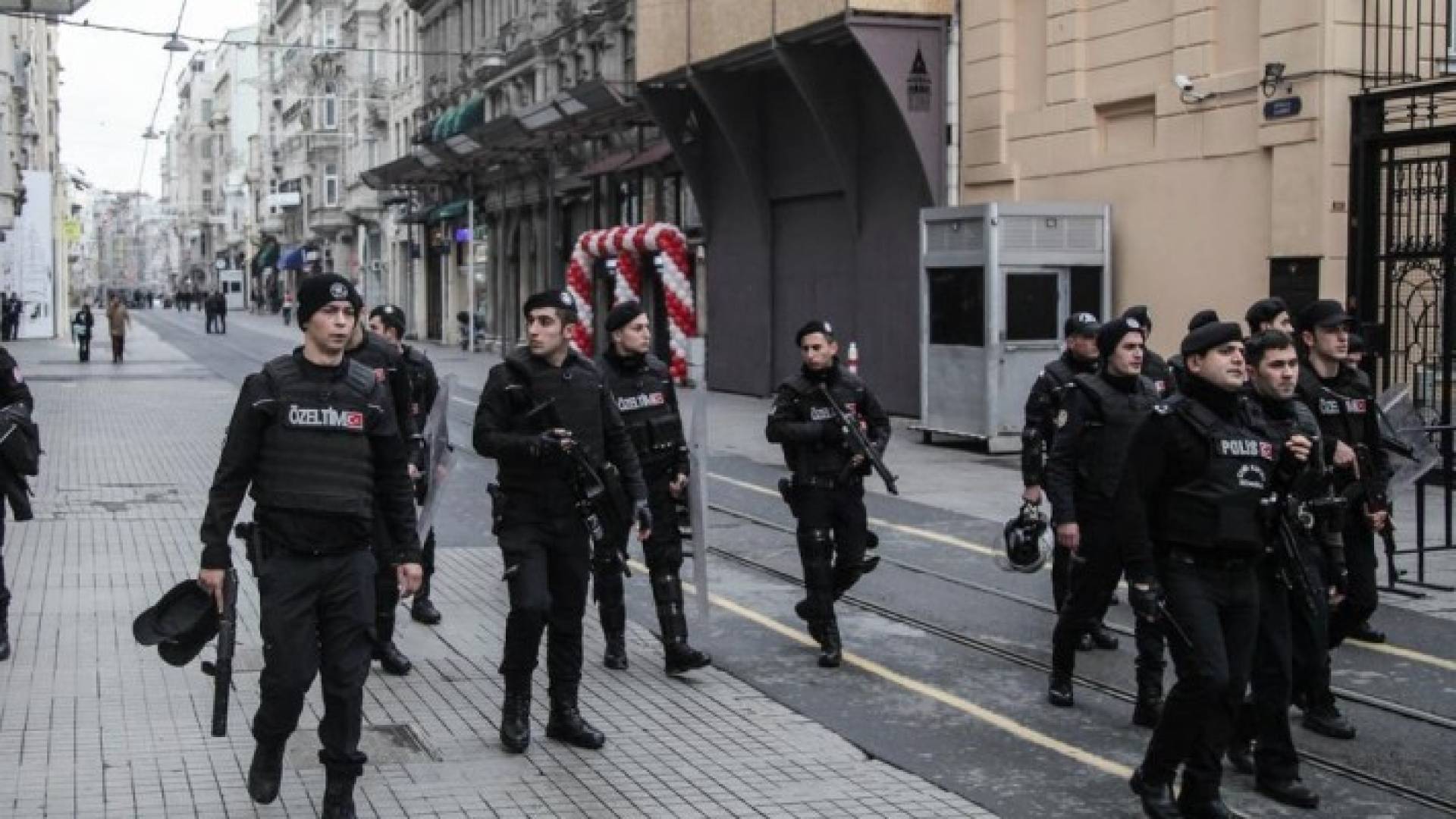 جرحى بانفجار استهدف الشرطة التركية بديار بكر