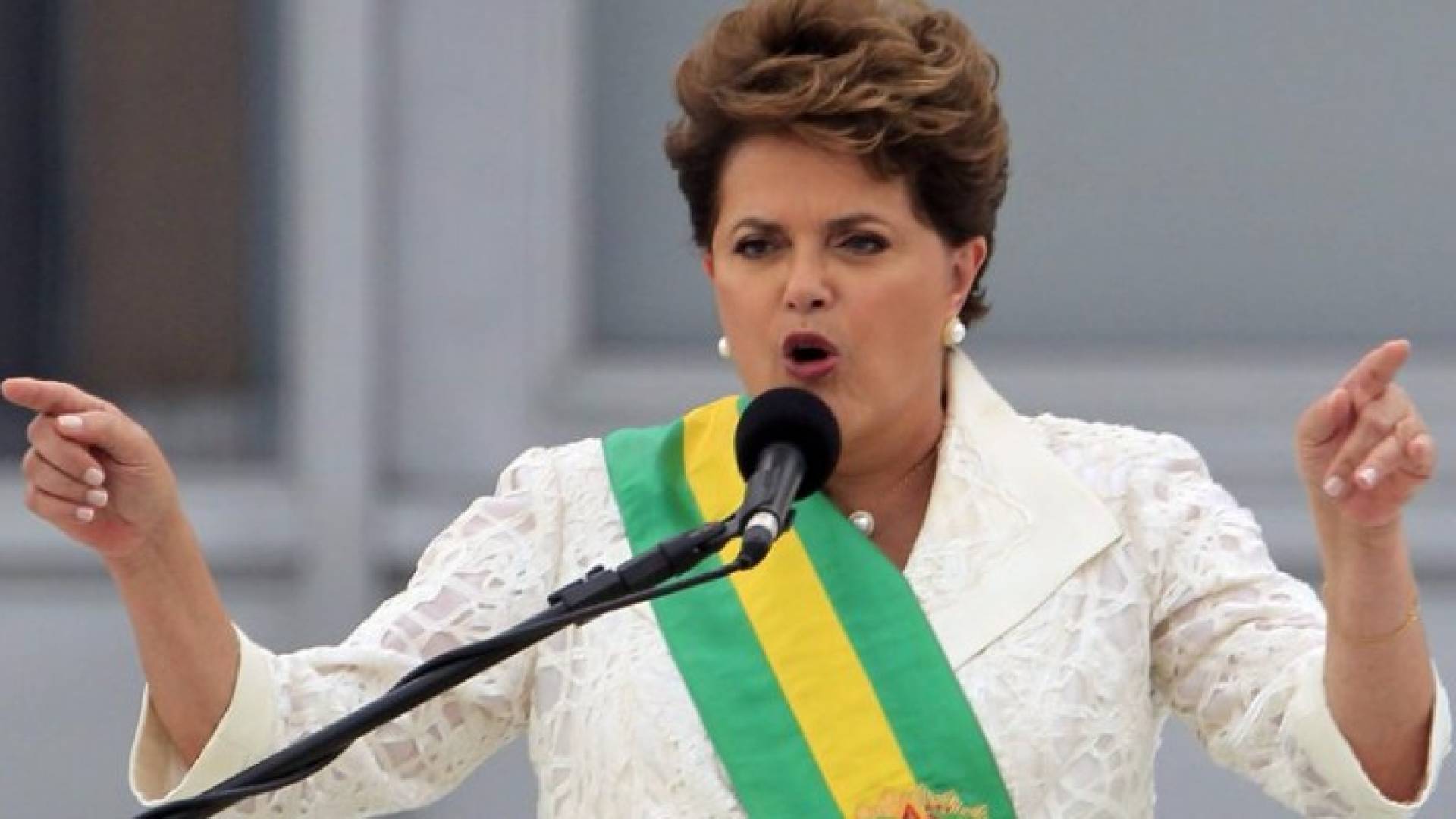 الرئيسة البرازيلية ديلما روسيف