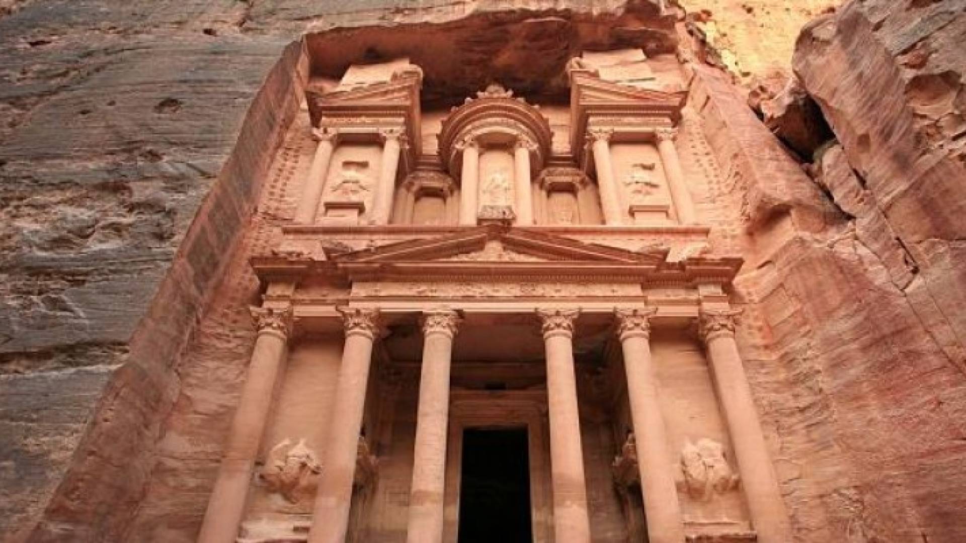 إعفاء المواطنين الاردنيين من رسوم الدخول للمواقع الاثرية والسياحية