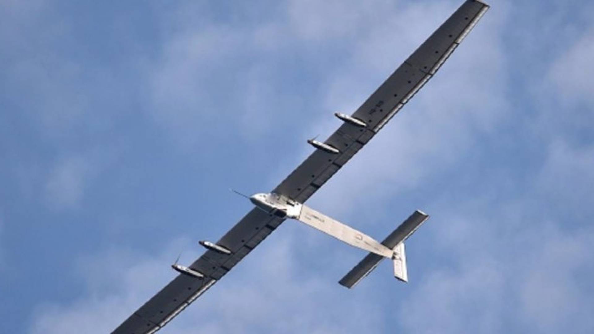 "سولار إمبلس2" تصل المحطة الـ11 من رحلتها حول العالم