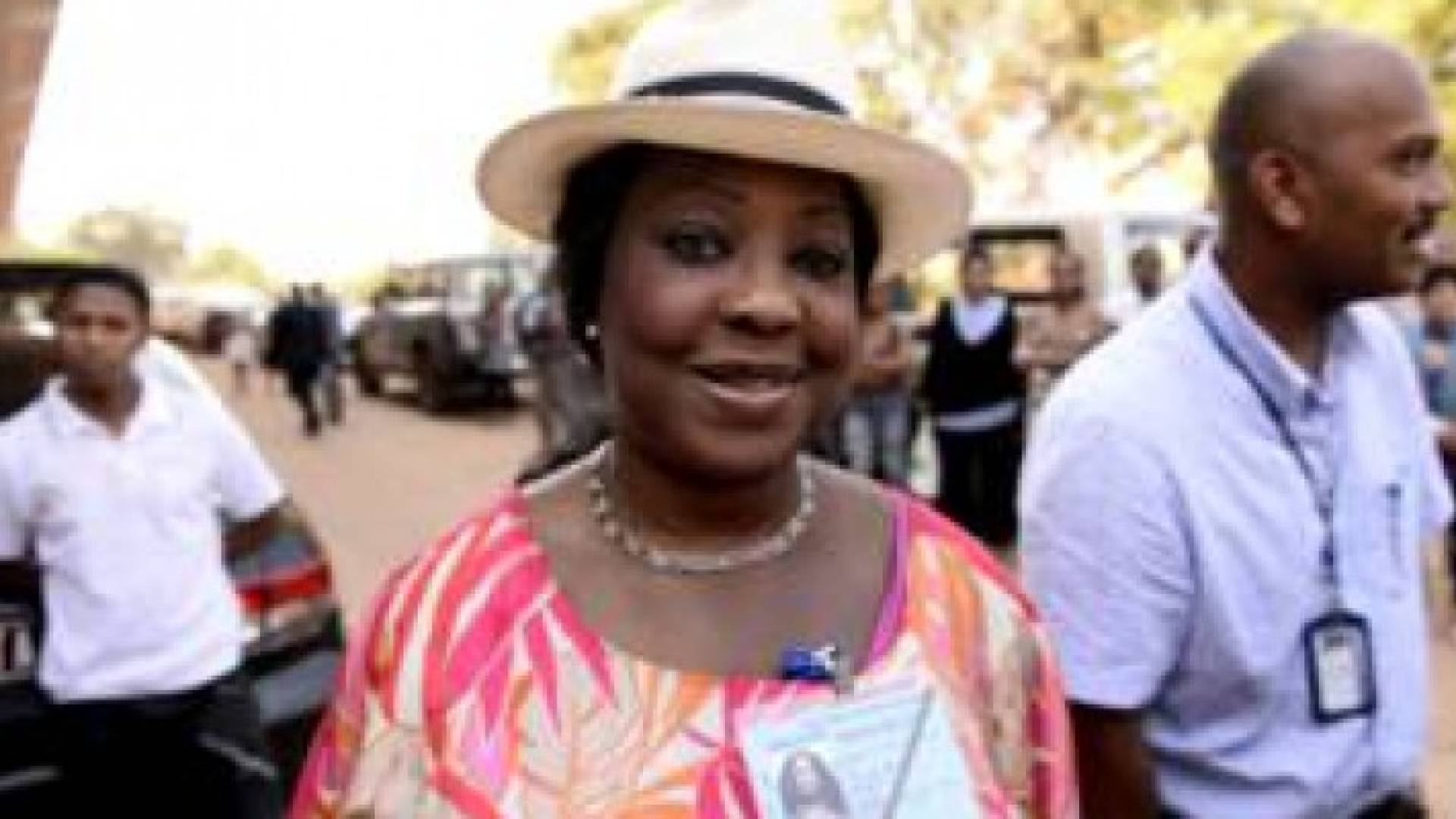 الفيفا يعين أول سيدة في منصب الأمين العام