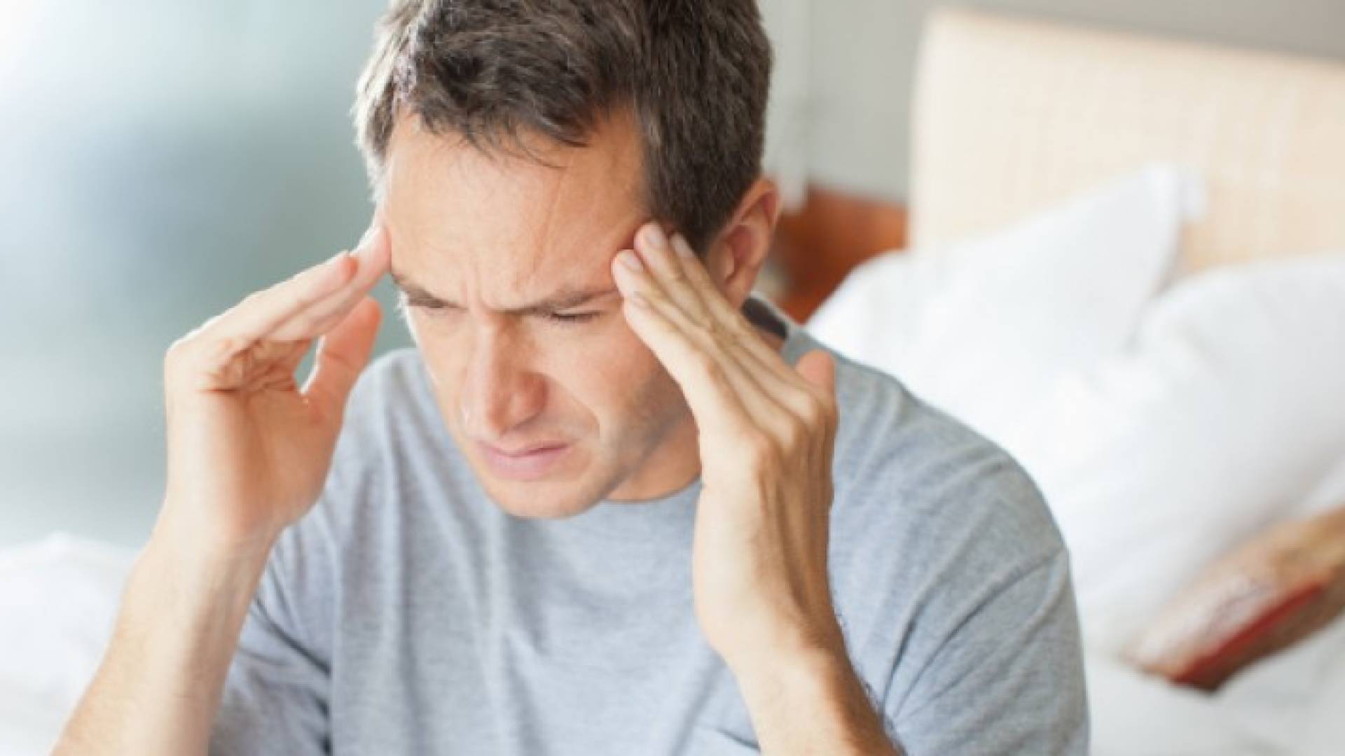 11 سببا حتى لا تنام بجوار هاتفك الجوال؟