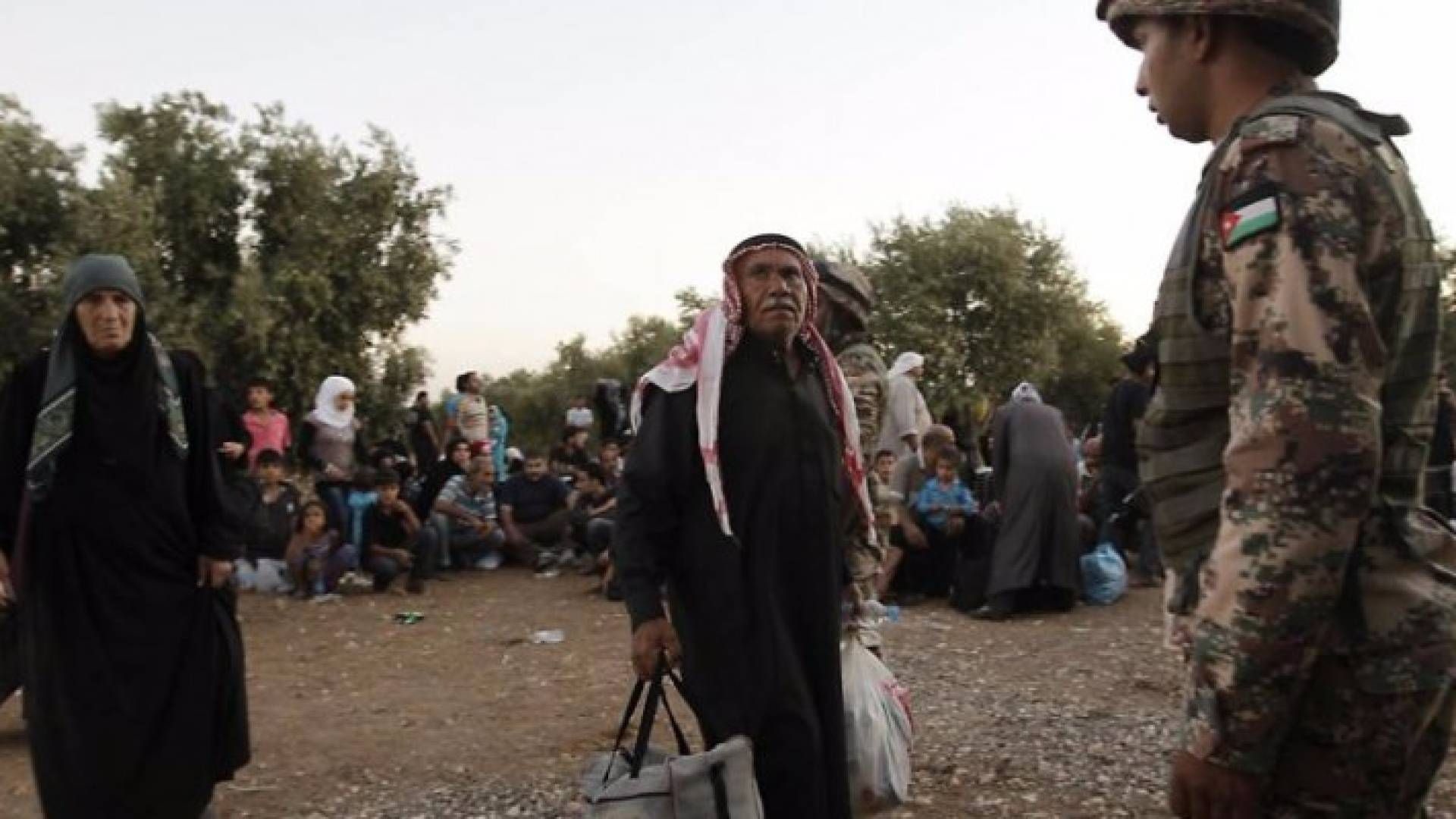 حرس الحدود يستقبل لاجئين سوريين 