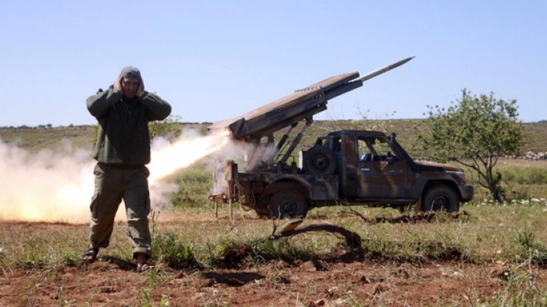 المرصد السوري: 50 قتيلا في اشتباكات بين فصائل معارضة