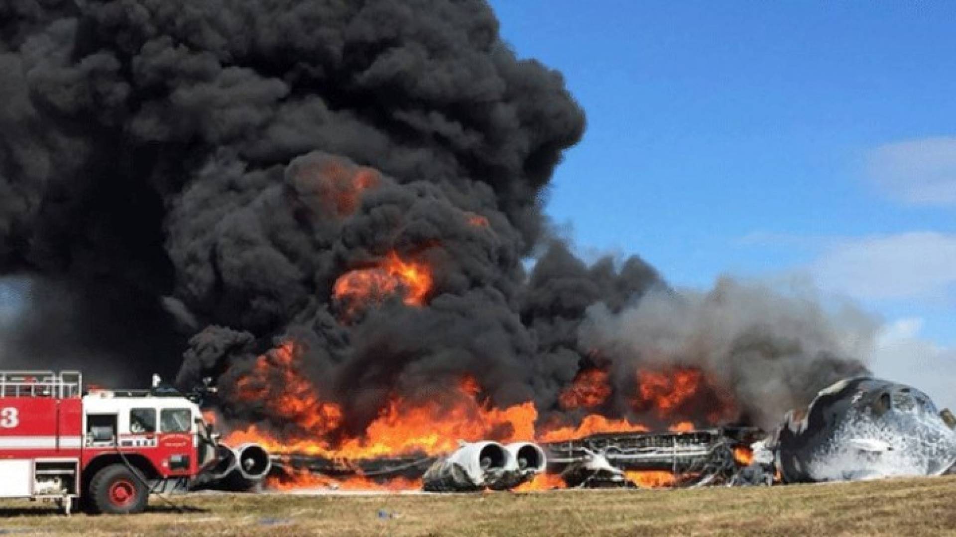 سقوط قاذفة أميركية من طراز بي 52