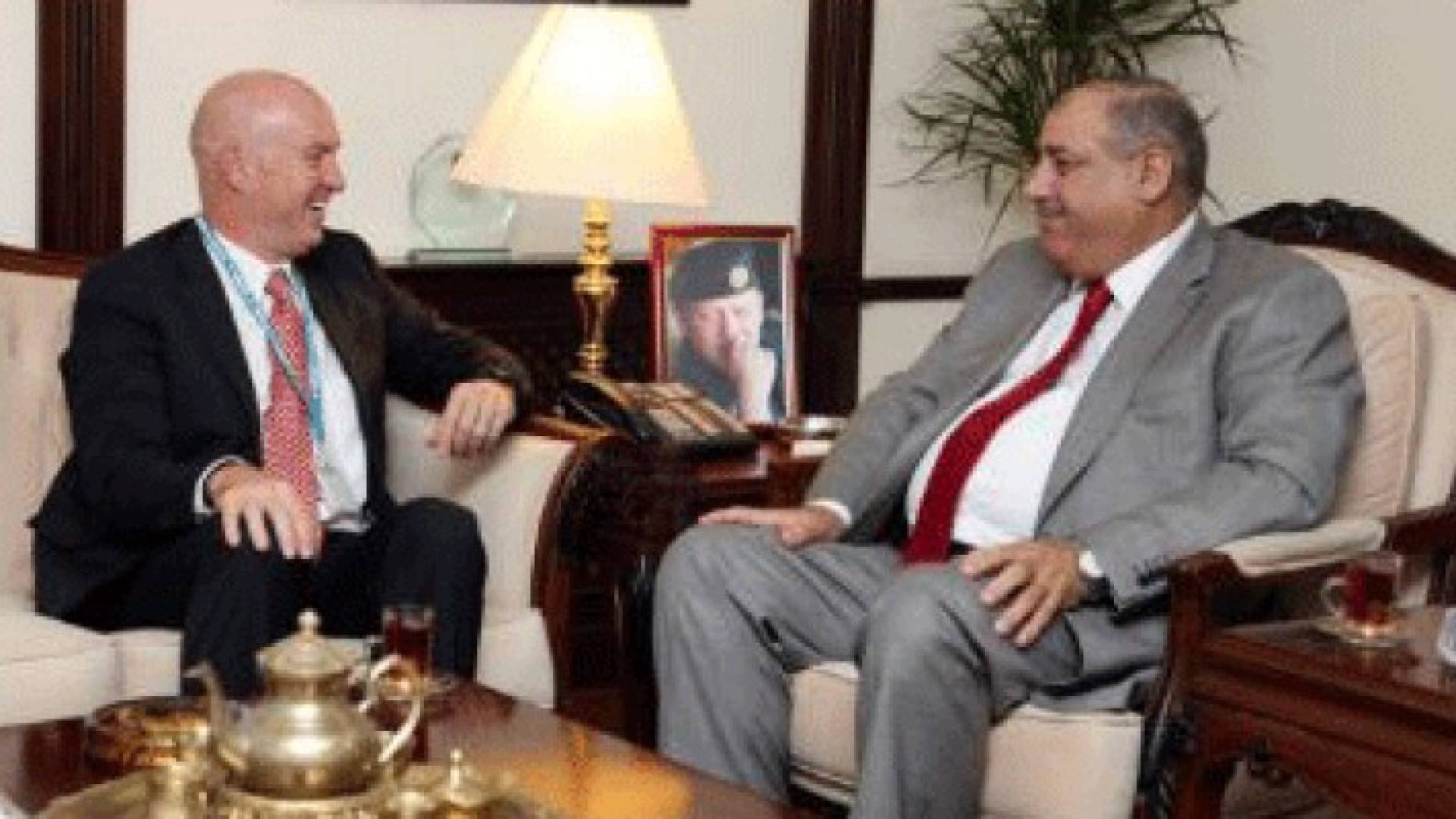 وزير الداخلية يلتقي ممثل مفوضية الامم المتحدة لشؤون اللاجئين