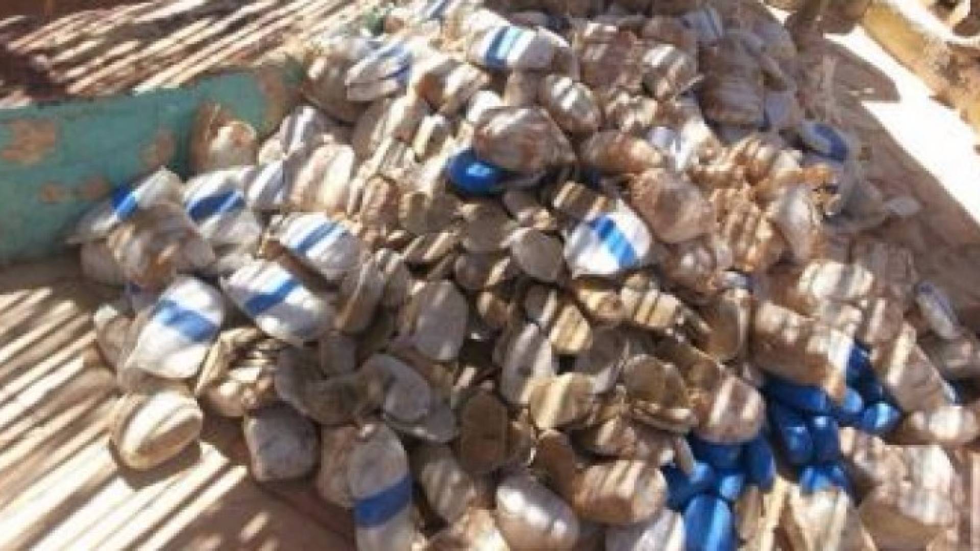 احباط محاولتي تهريب 722 كغم مخدرات