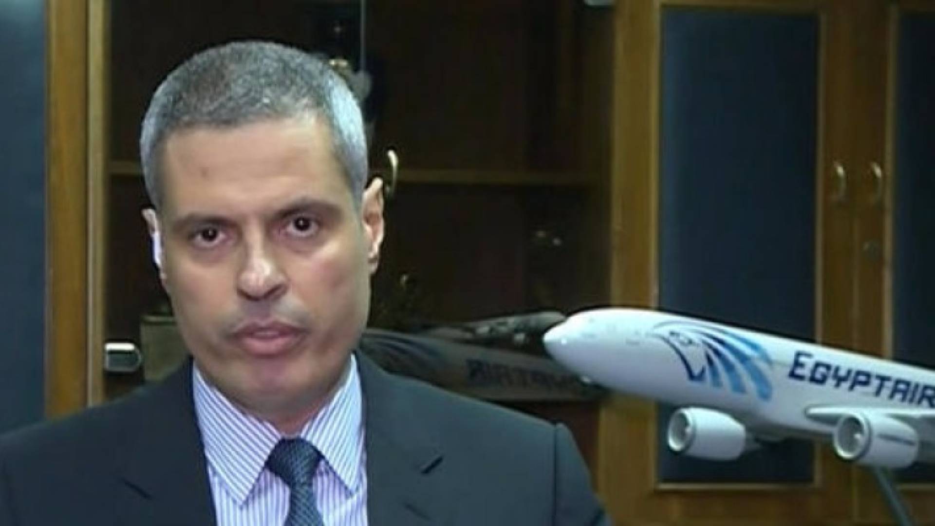 نائب رئيس طيران مصر: وجدنا حطام الرحلة MS804.. ولم يكن هناك إشارات استغاثة قبل التحطم