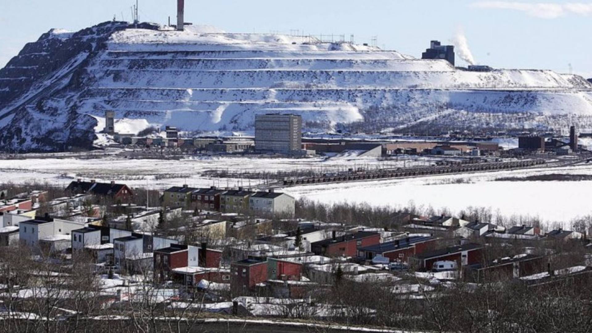 السويد تعتزم نقل مدينة تواجه "الغرق في الأرض"