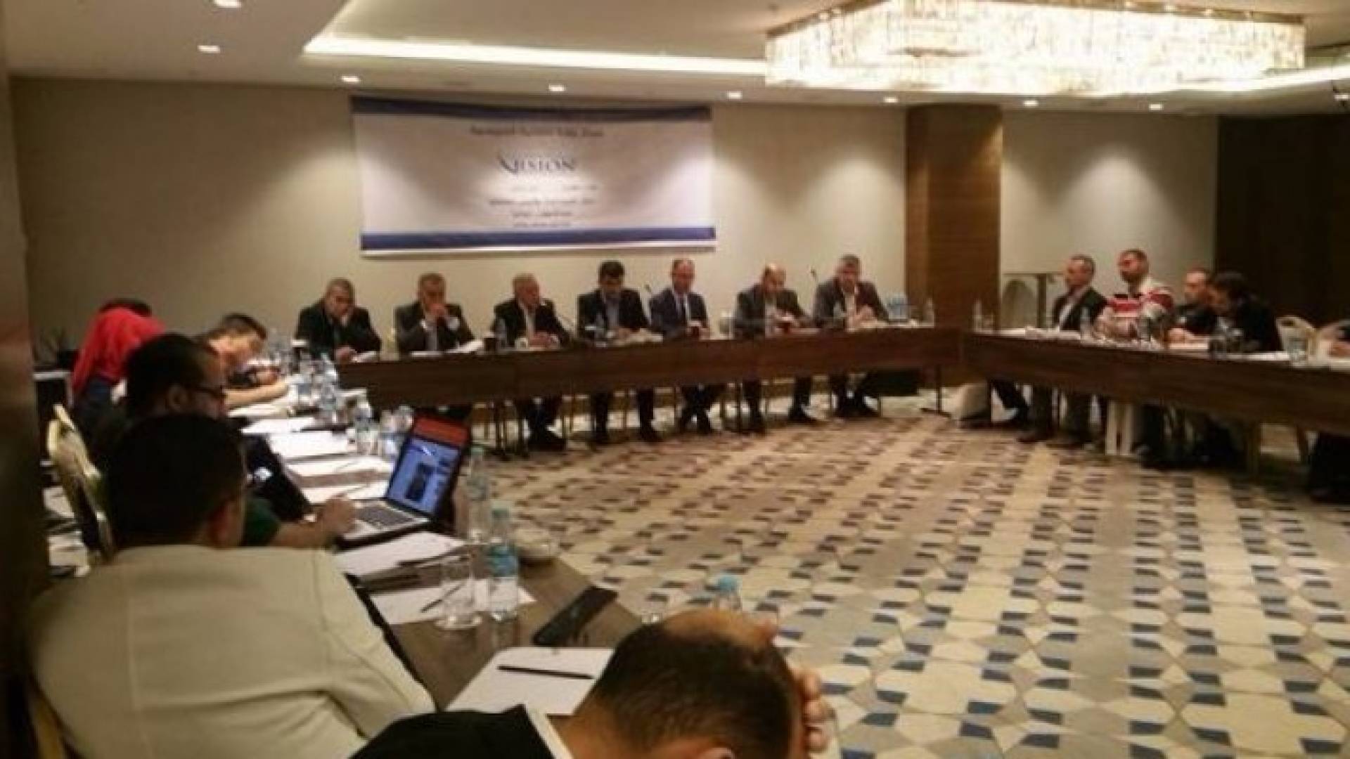 قيادات فلسطينية في إسطنبول لبحث سبل المصالحة