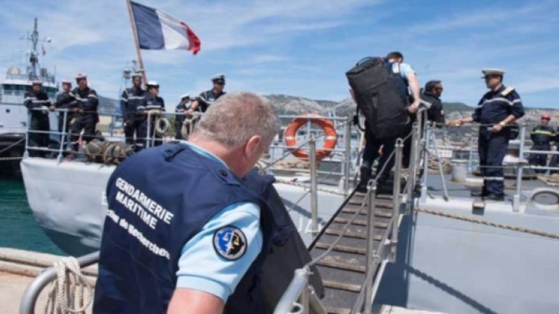 مصر تطلب مساعدة فرنسا في البحث عن الصندوق الأسود