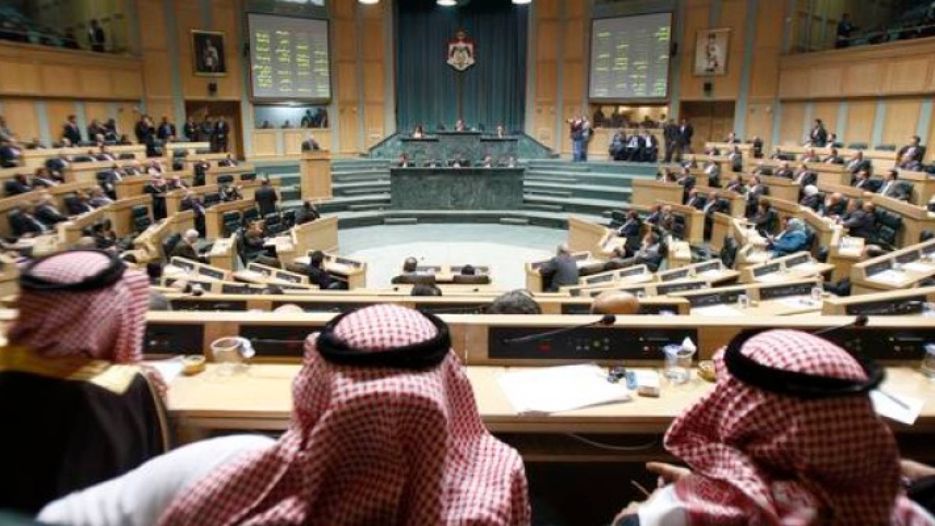 نحو 60 نائبا أقروا للشركات الإسرائيلية الاستثمار داخل الأردن