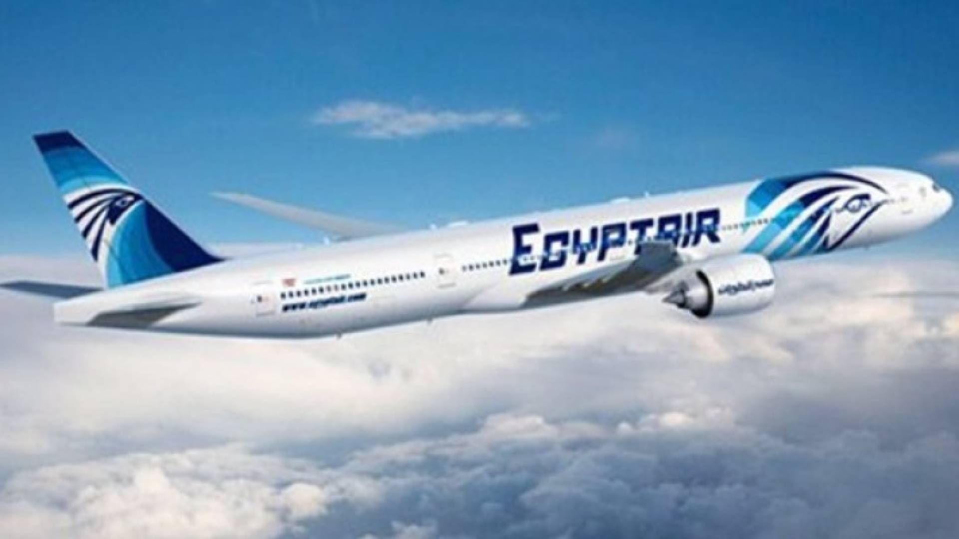 التحقيق في "حرارة عالية" قرب قمرة الطائرة المنكوبة