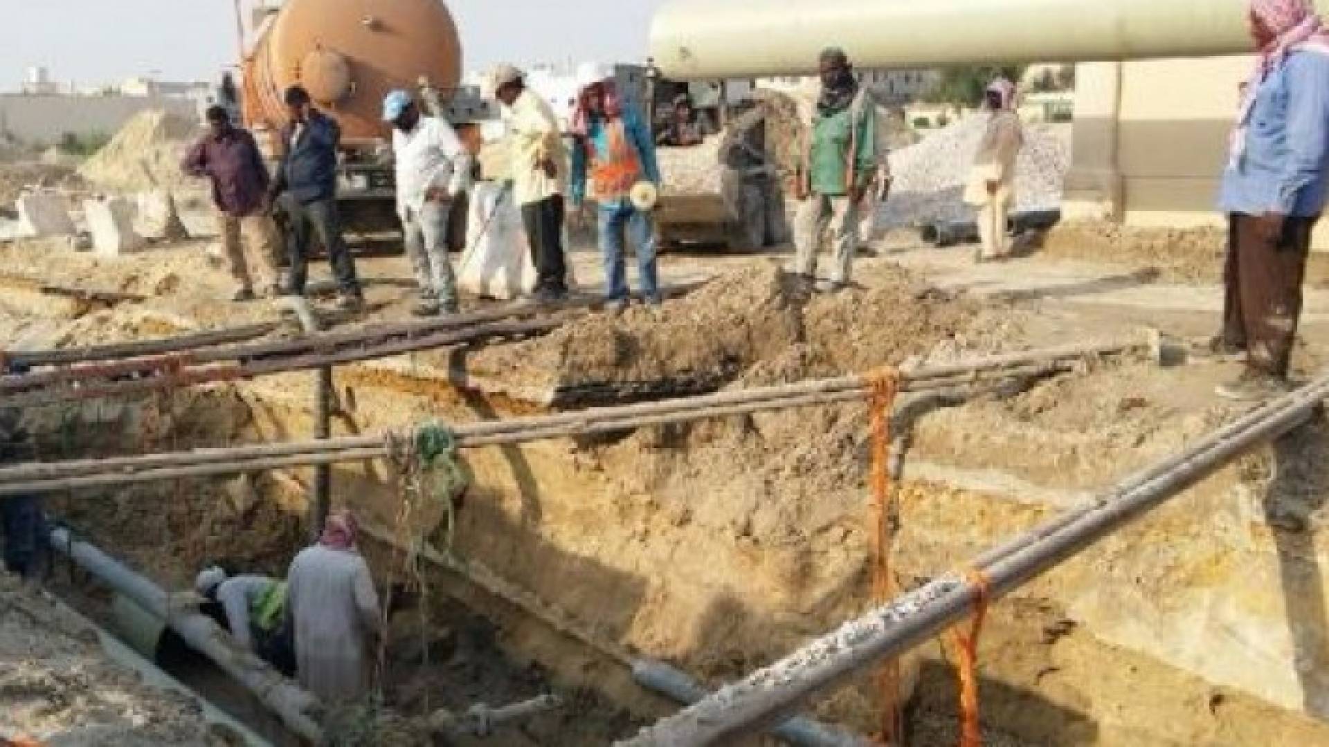 مقاول في دير علا يقطع المياه عن قرية معدي