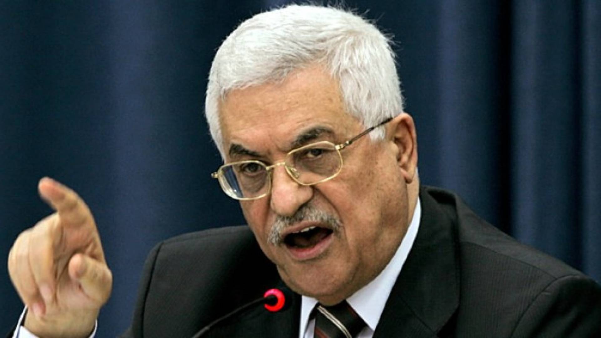 ابو مازن: مستعدون لاستقبال الاف اللاجئين بسبب الحروب في المنطقة