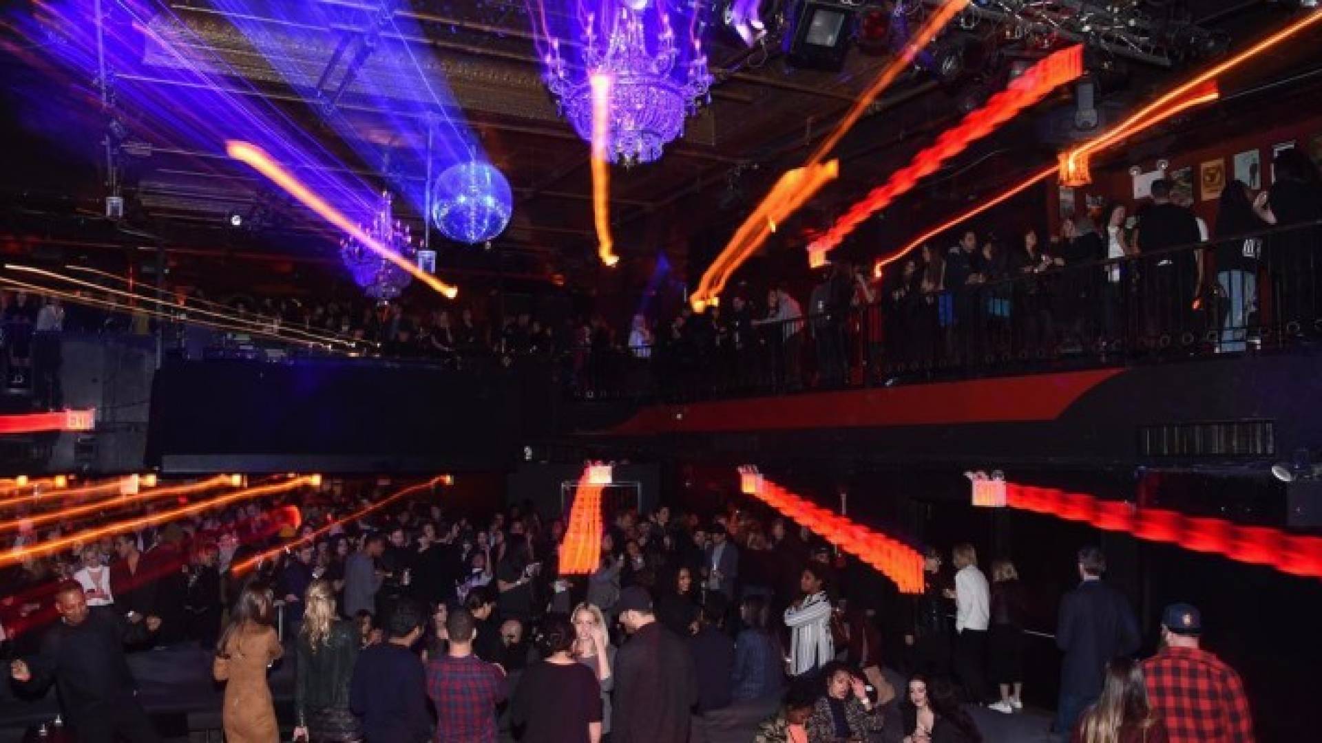 إطلاق نار داخل قاعة للحفلات في مدينة نيويورك