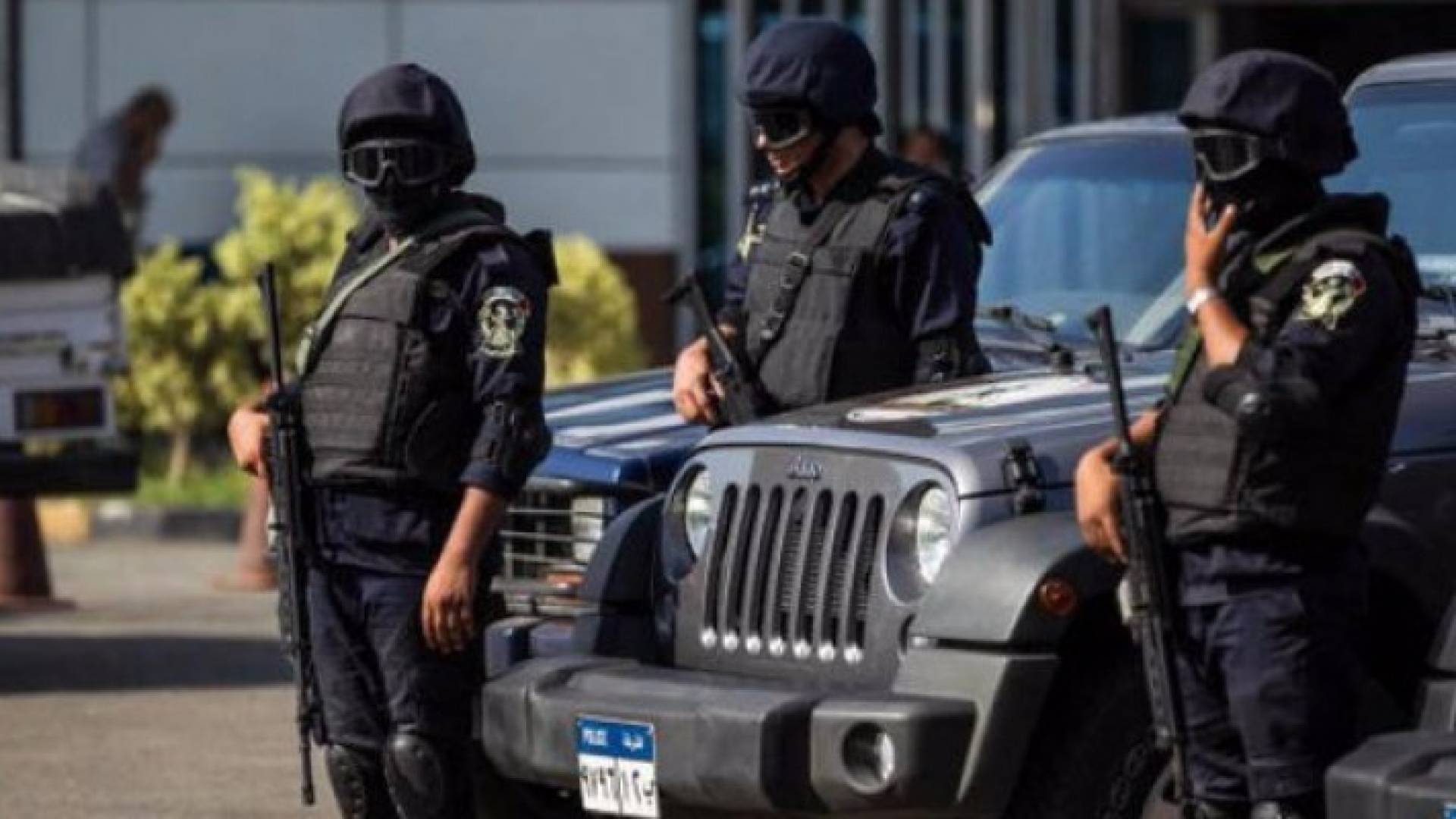 مصر : تضارب الانباء عن سماع دوي انفجار كبير في الجيزة