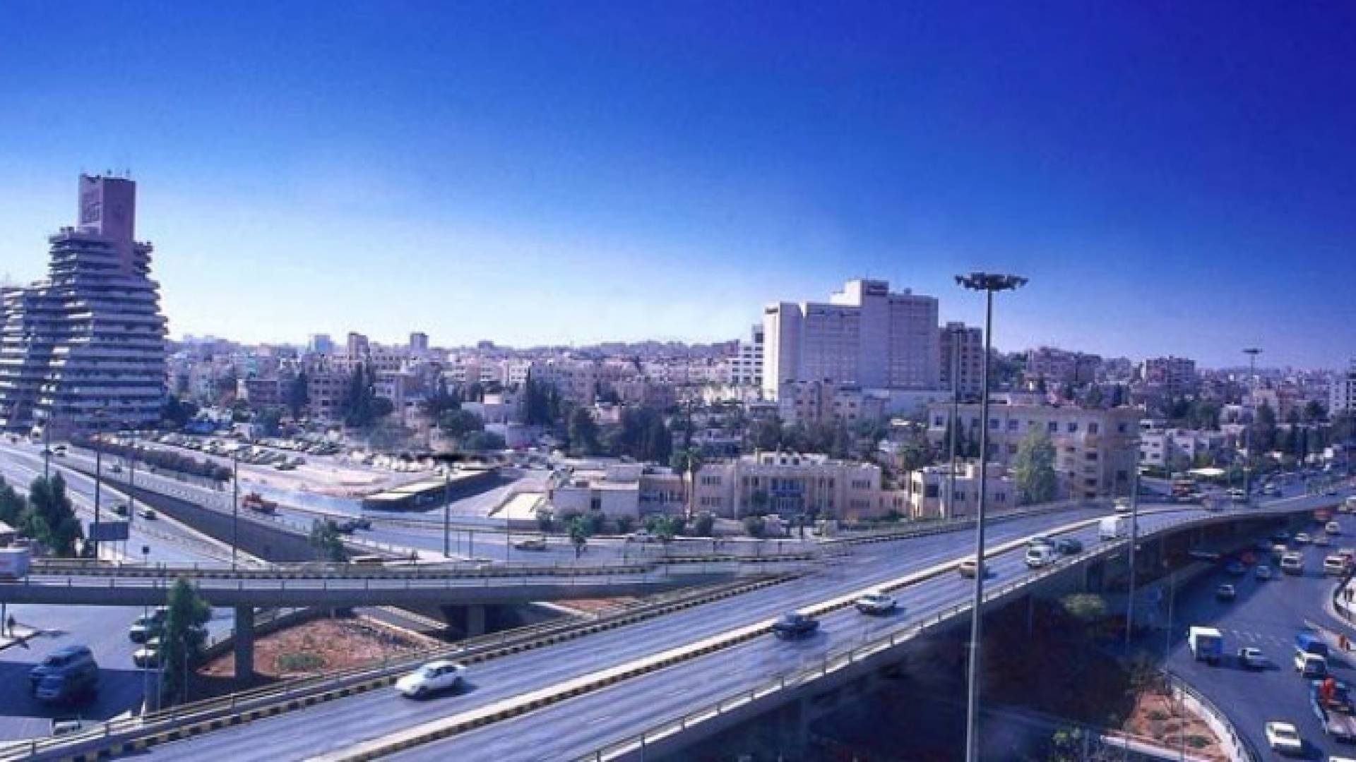 كتلة هوائية لطيفة الحرارة تتوضع فوق المنطقة حتى الأحد