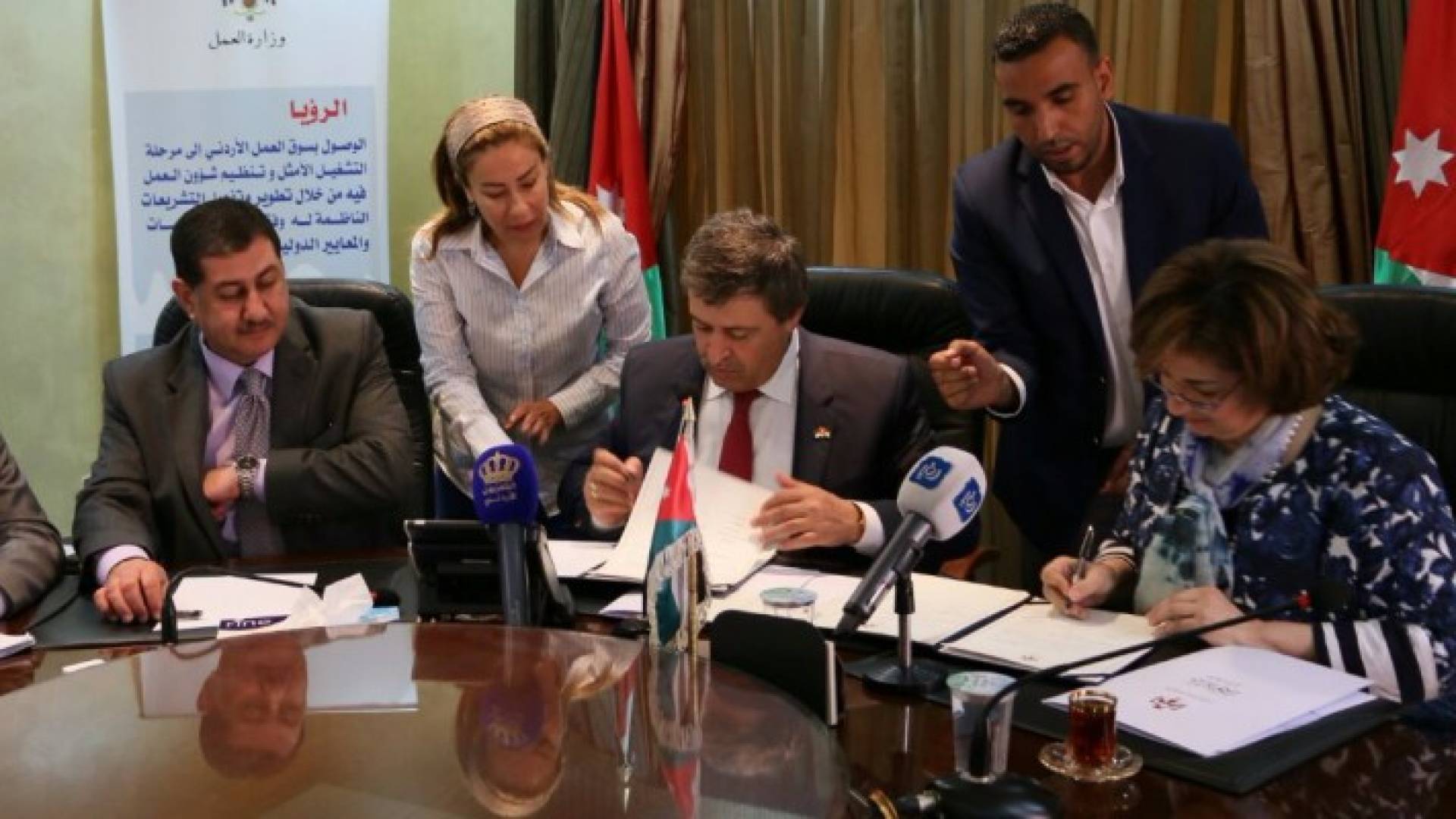 إتفاقية لتدريب وتشغيل 1200 متعطل عن العمل