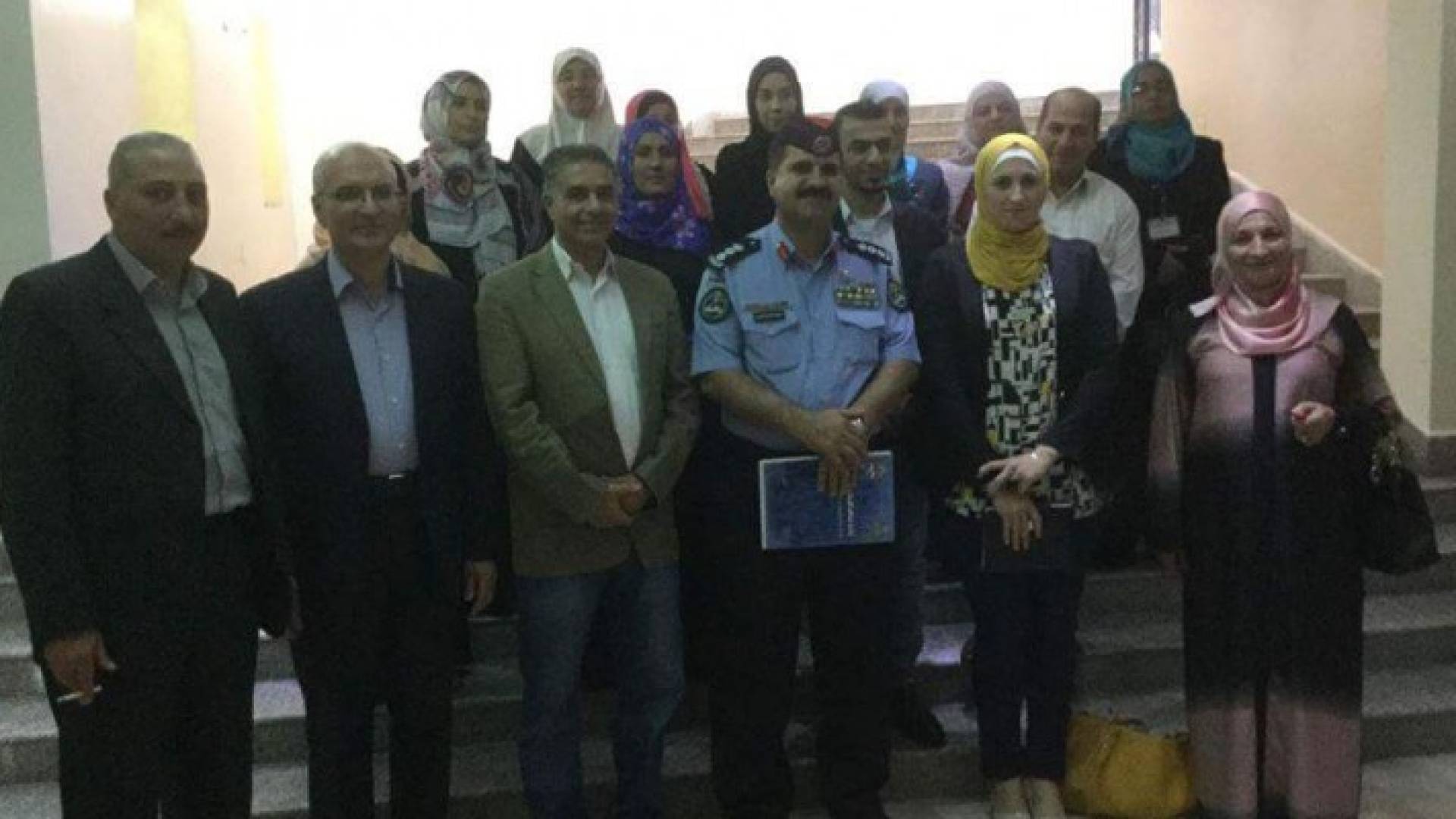 دراسة: 70% من أسر السجناء ليس لديهم مورد مالي