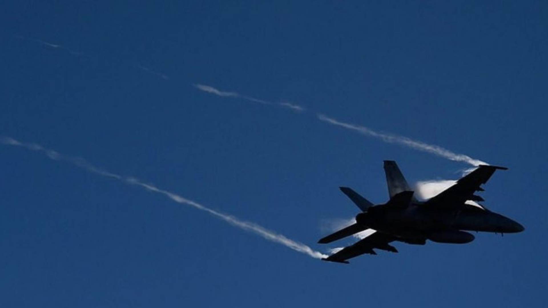 مقتل قائد داعش الارهابي في الفلوجة مع 70 مسلحا بقصف للتحالف