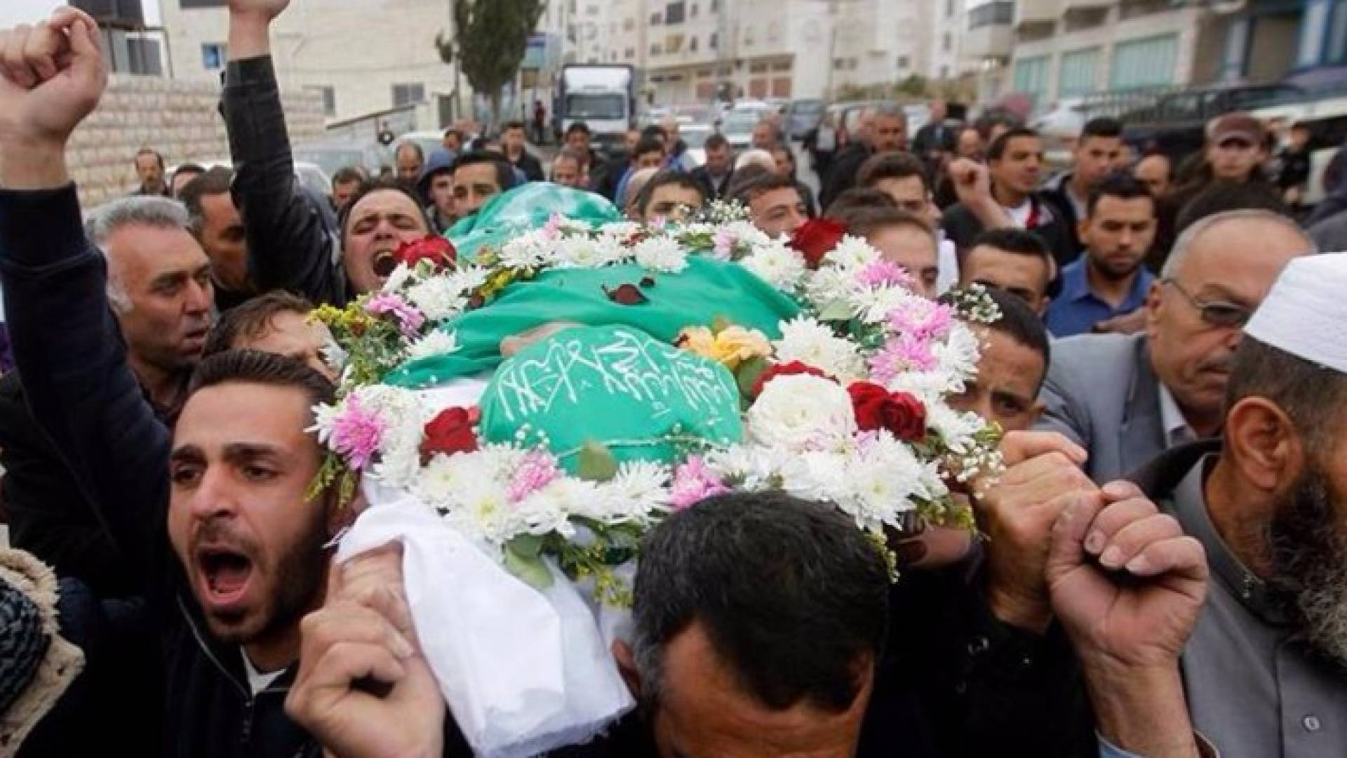 تشييع جثمان فلسطيني بالخليل كان محتجزا لدى الاحتلال الإسرائيلي