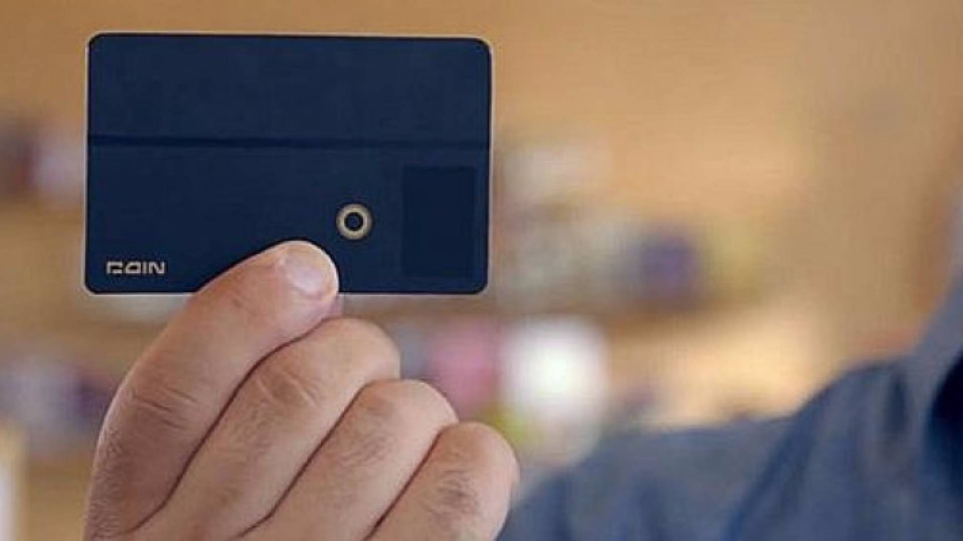 " أوامر تغييرية " تؤجل موعد صرف البطاقات الذكية